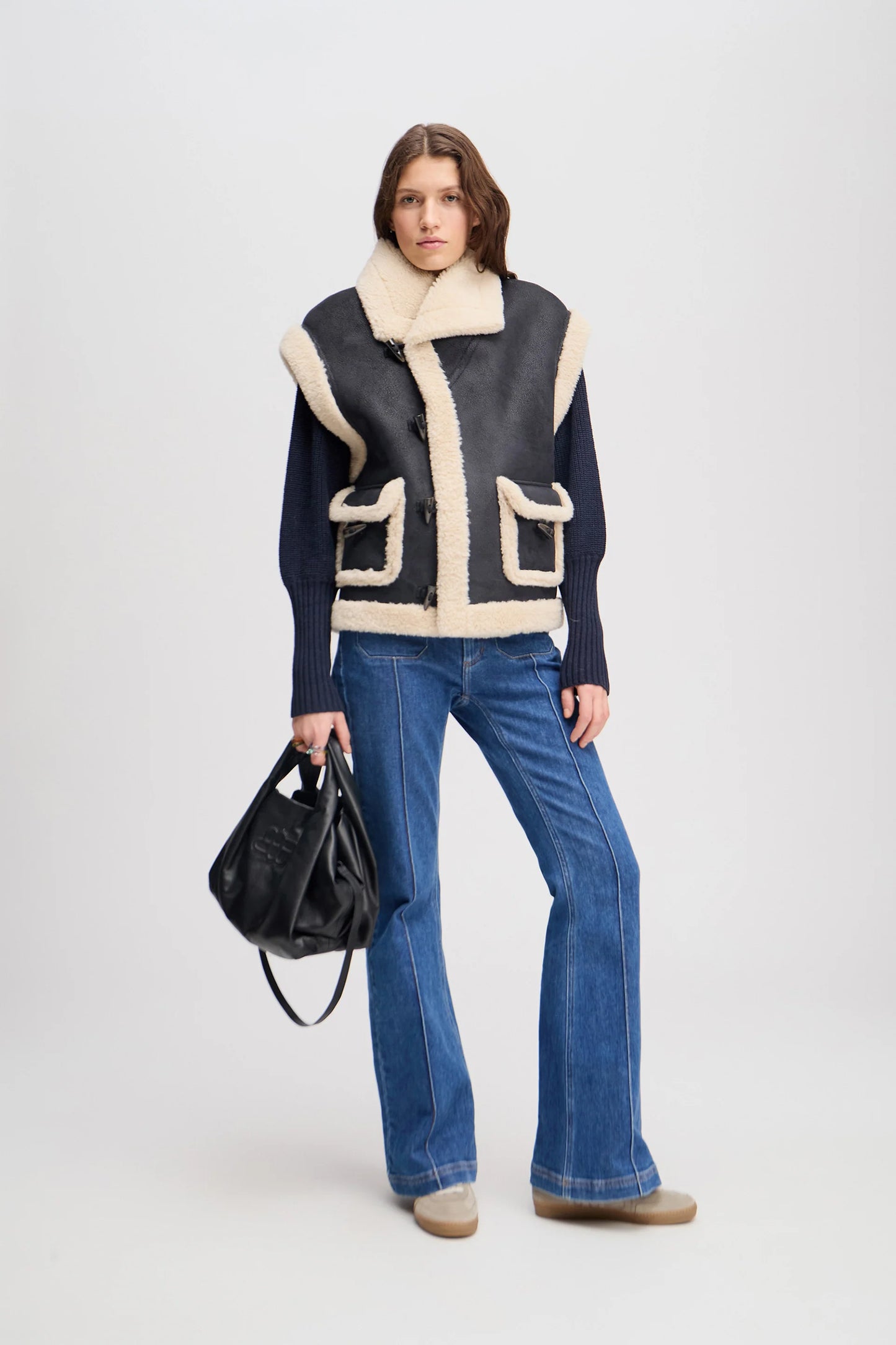 Lurple Vest Black