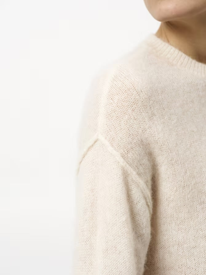 Ariama Crewneck Sweater Milk Oatmeal Cream