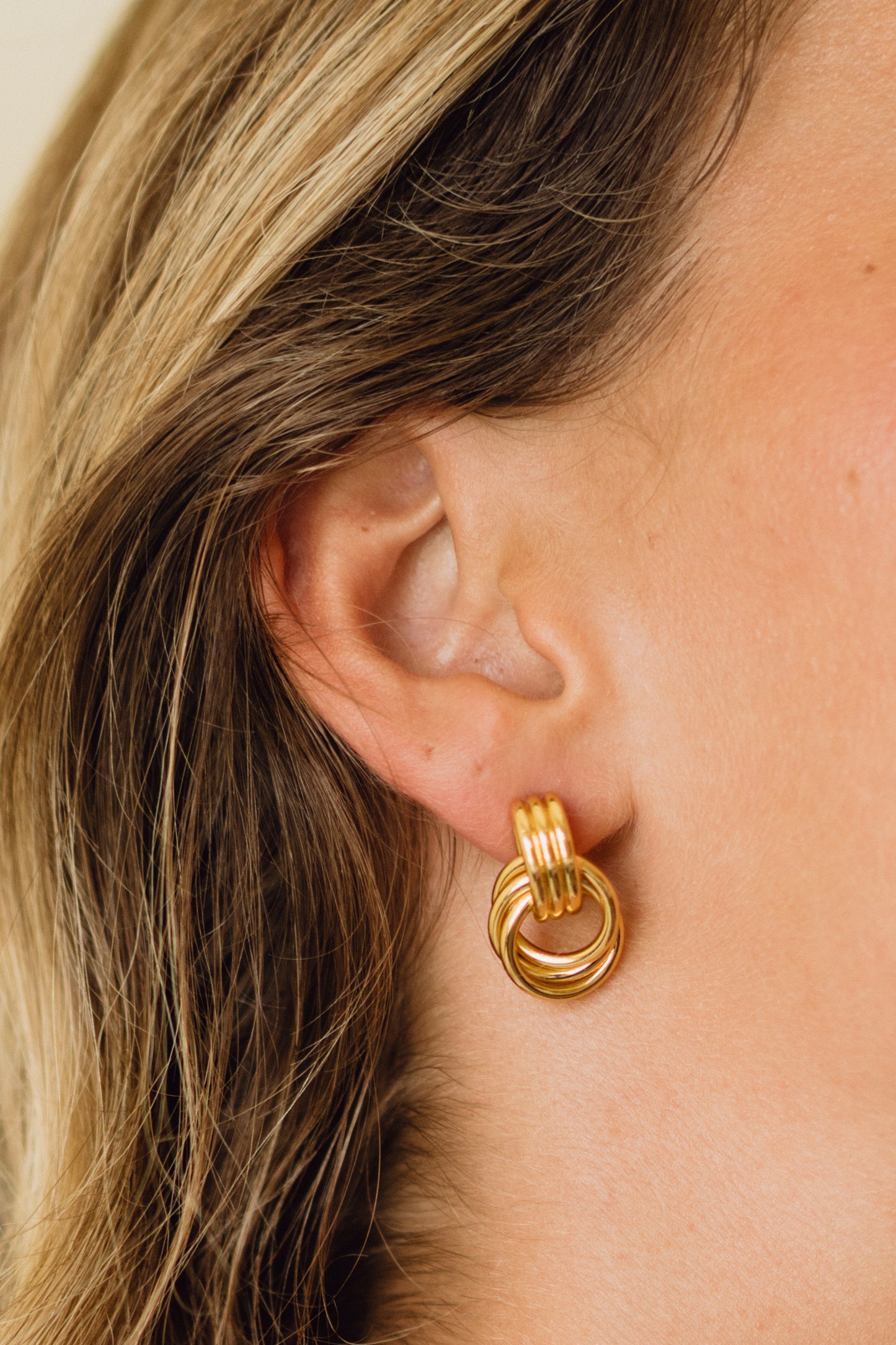 Triplet Earring Gold