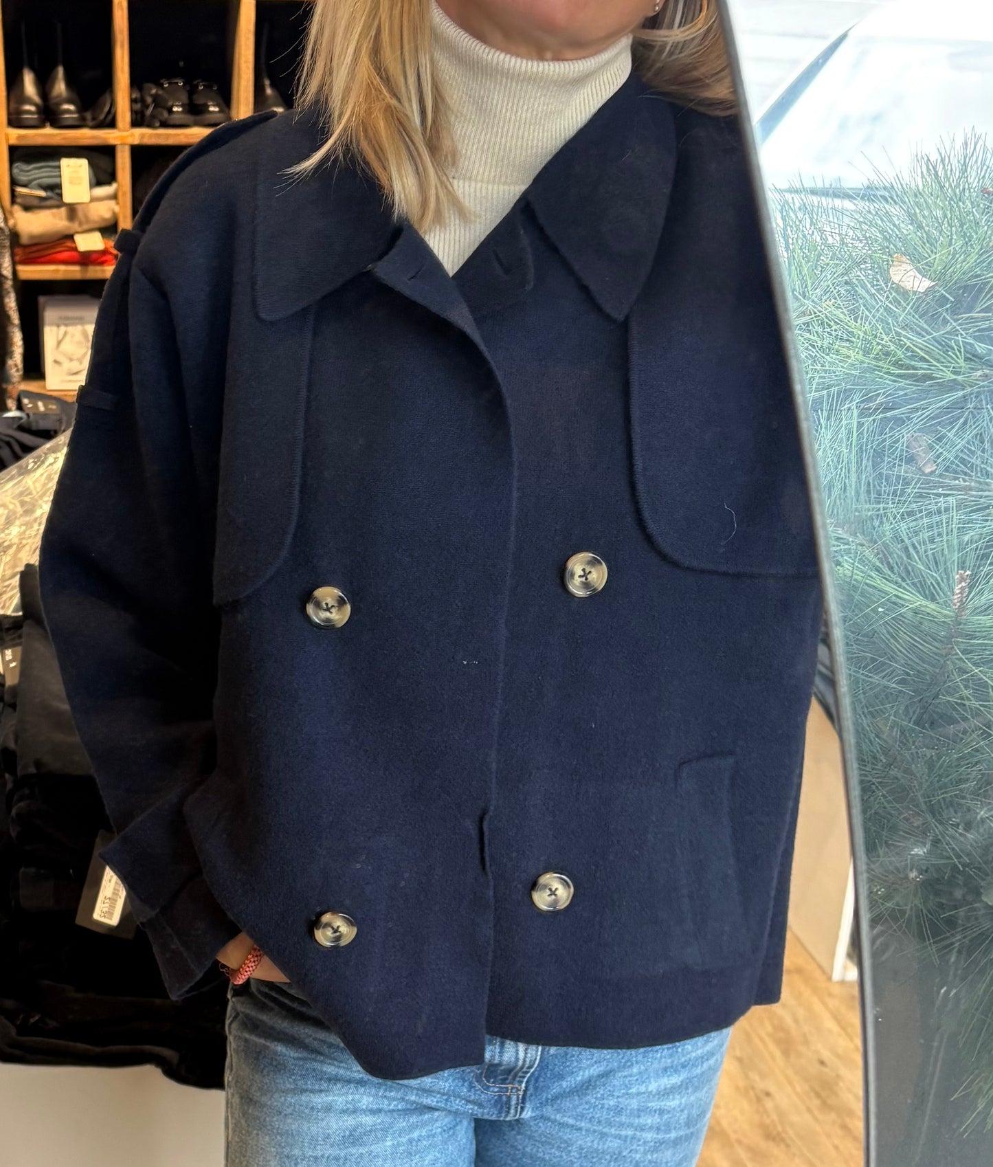 Talita Trench Court Marine