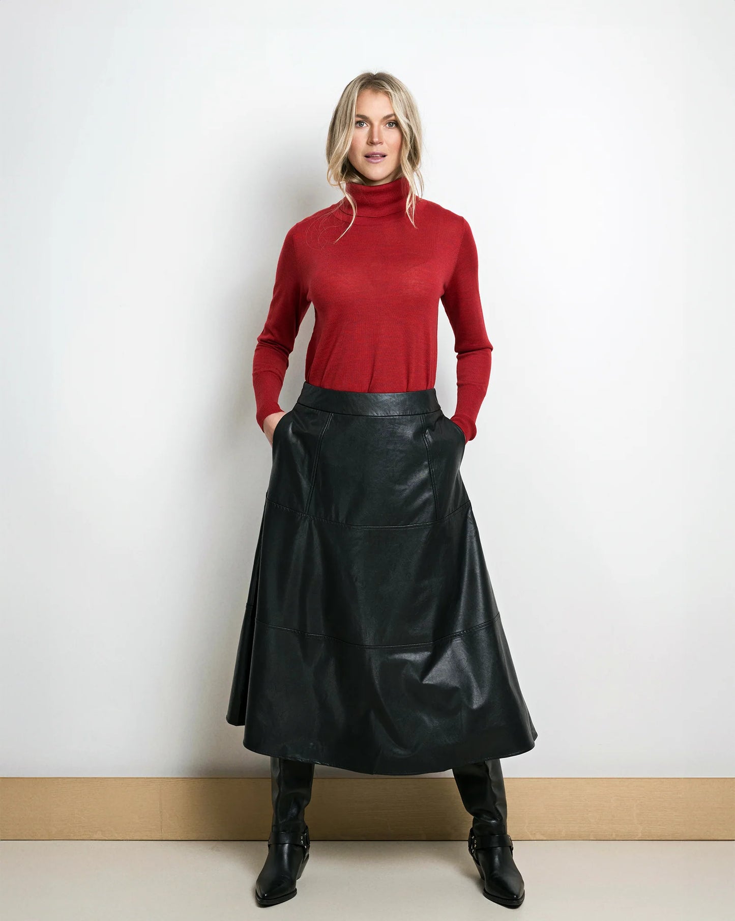 Pixie Sweater Rollneck Carmine Red