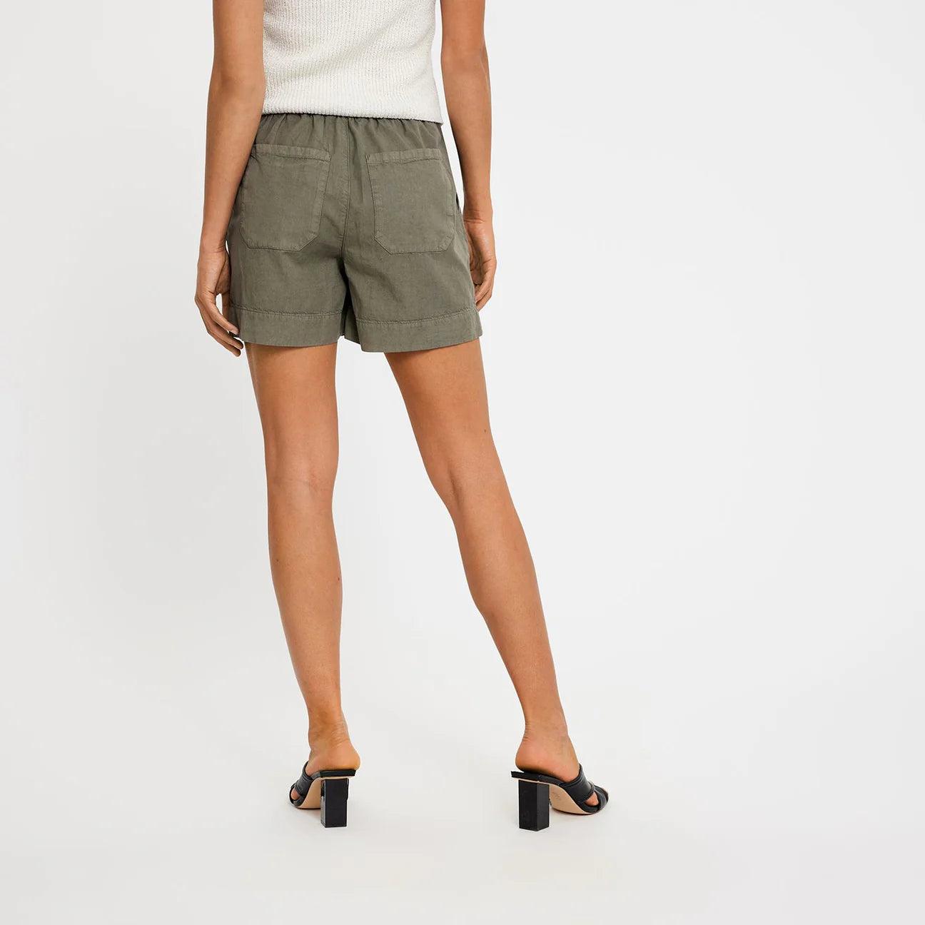 Agnes Shorts Smokey Olive - No22 Damplassen