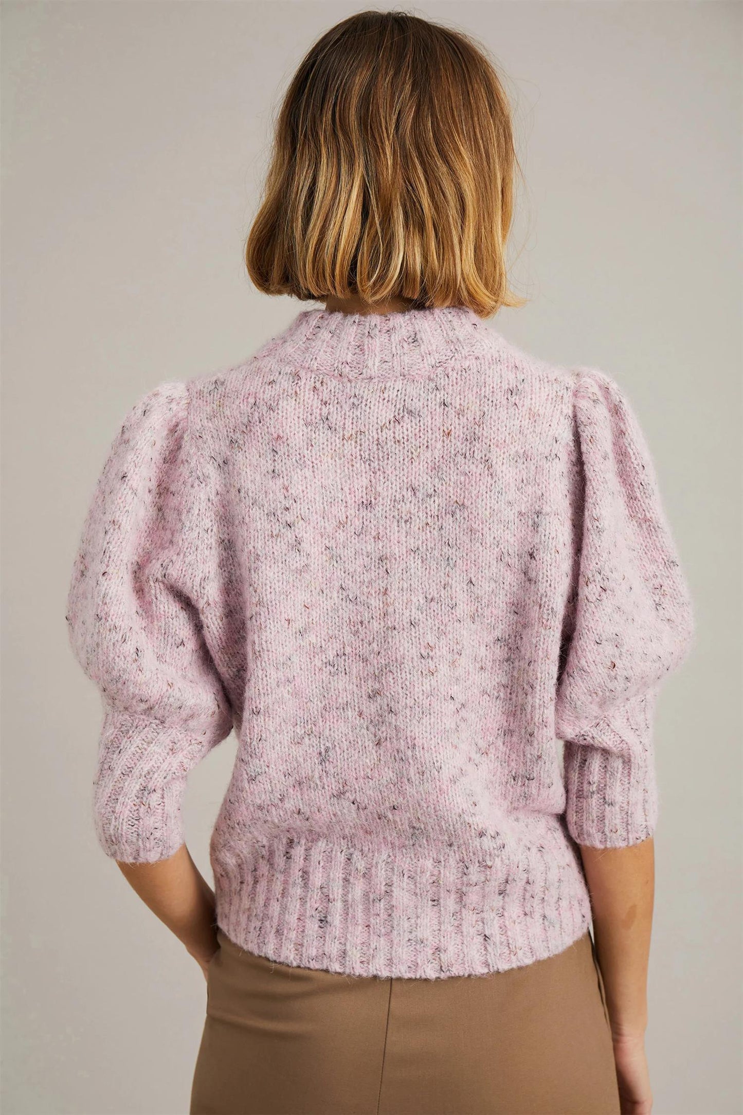 Aira Knit Rose - No22 Damplassen
