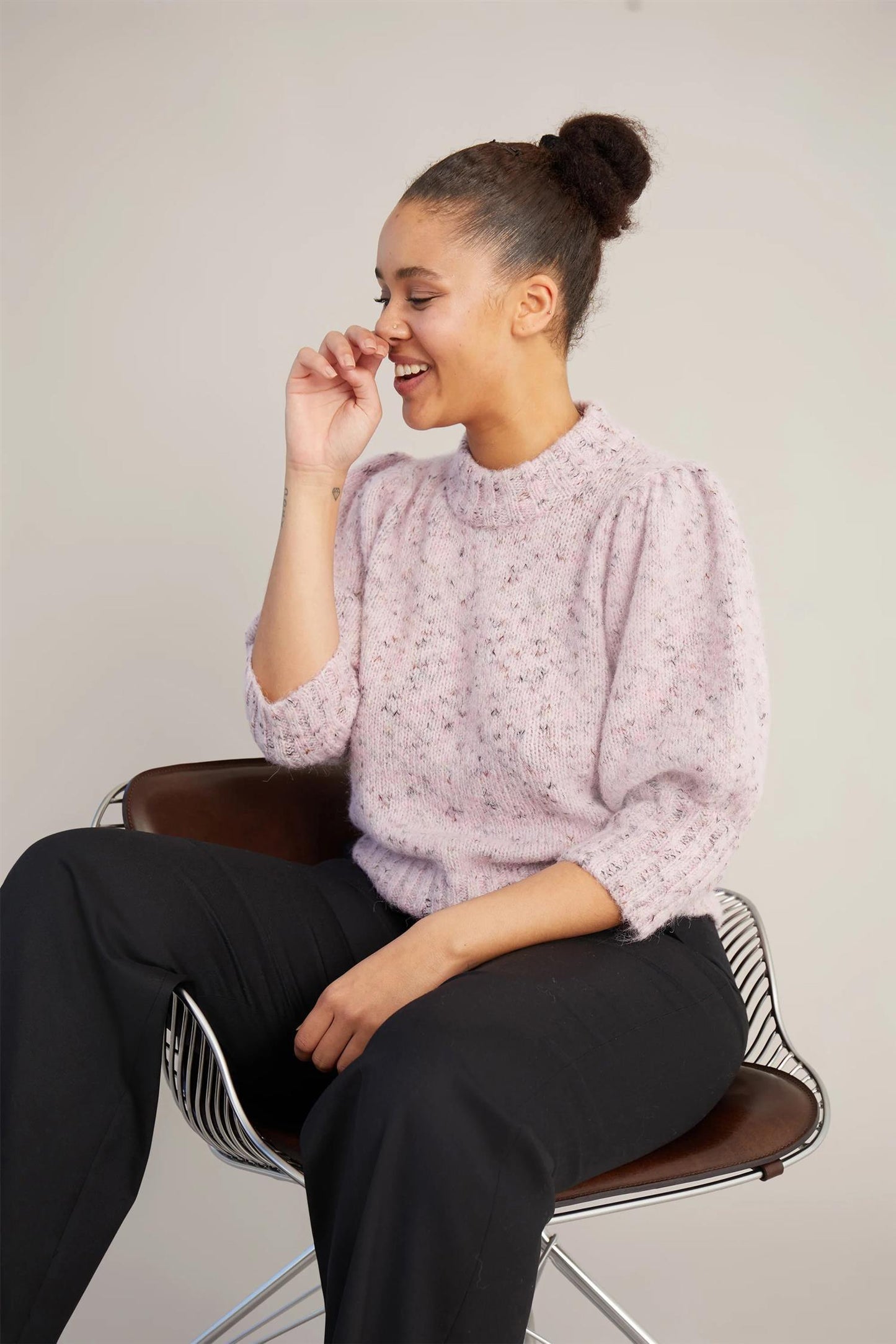Aira Knit Rose - No22 Damplassen