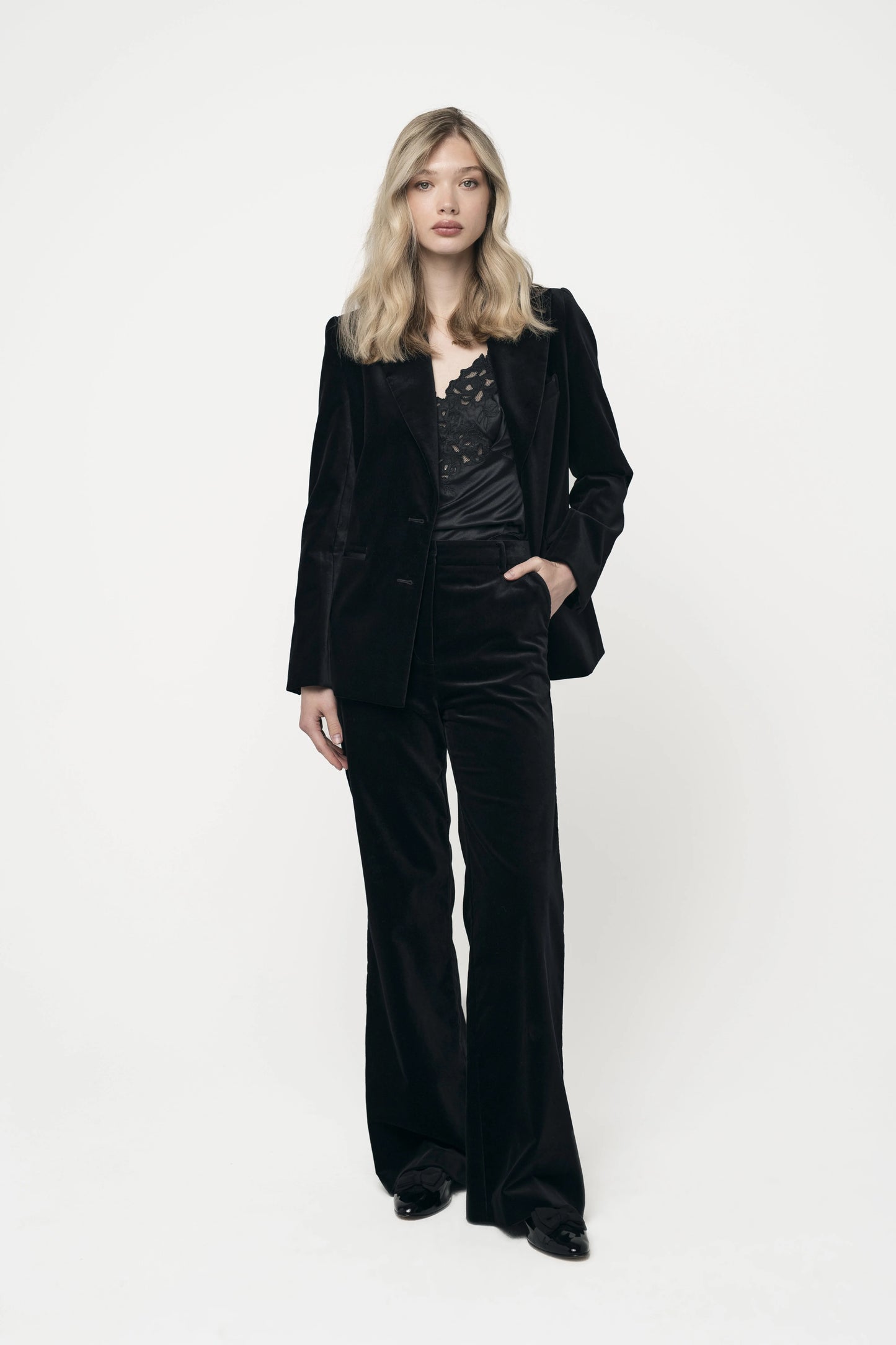 Beau Velvet Jacket Black