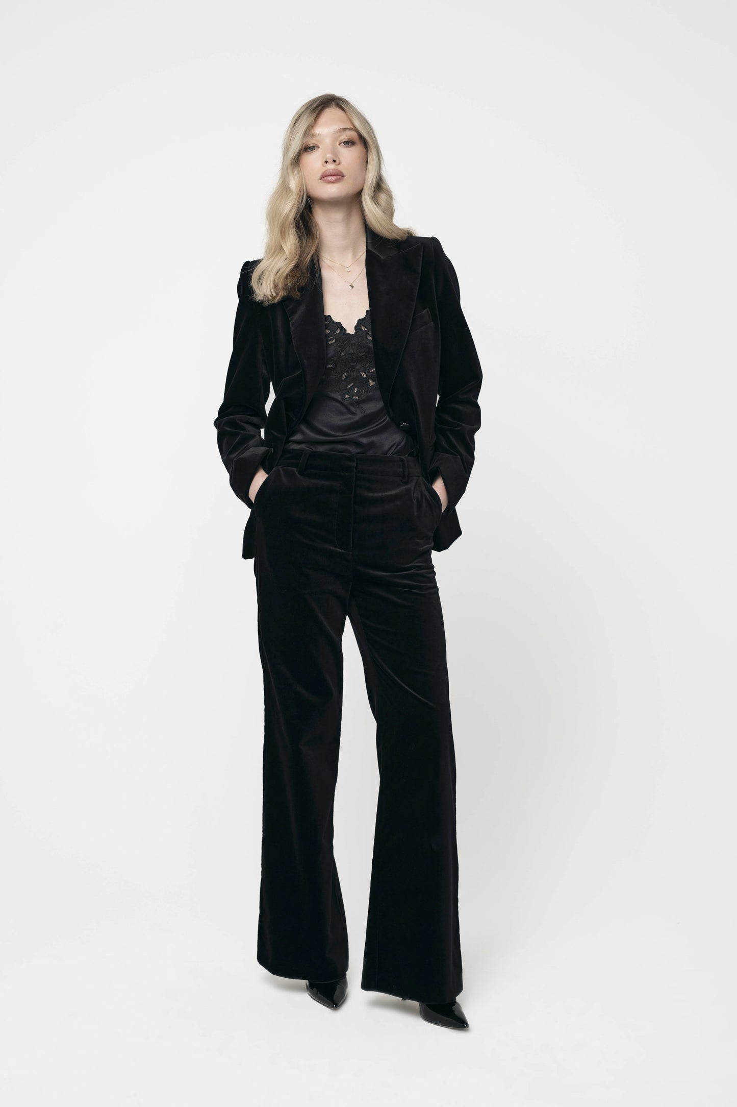 Beau Velvet Jacket Black