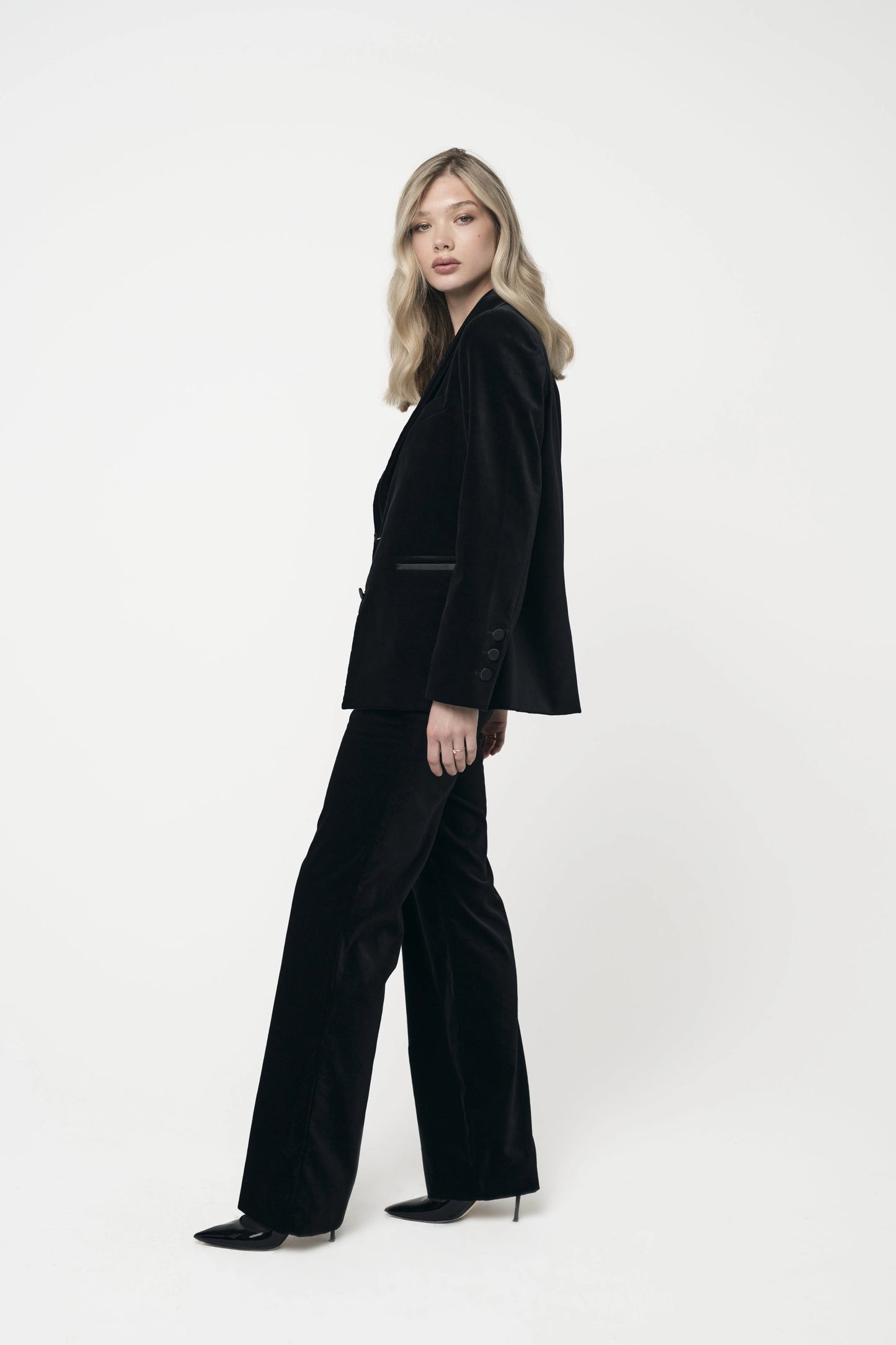Beau Velvet Jacket Black