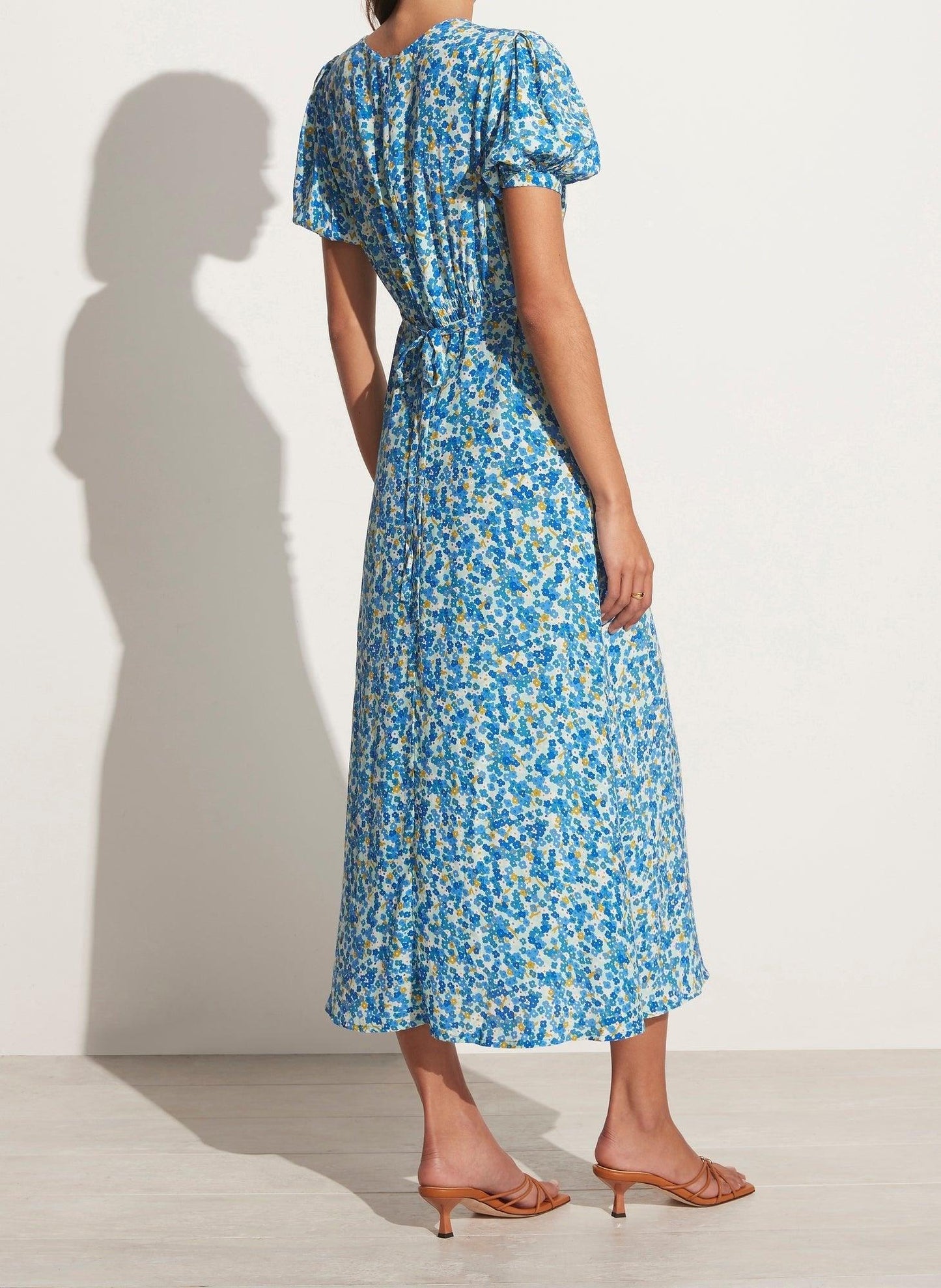 Bellavista Midi Dress Lou Floral Print Blue - No22 Damplassen