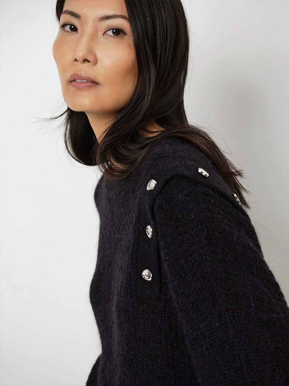 Bruni Fancy Button Sweater Raven - No22 Damplassen