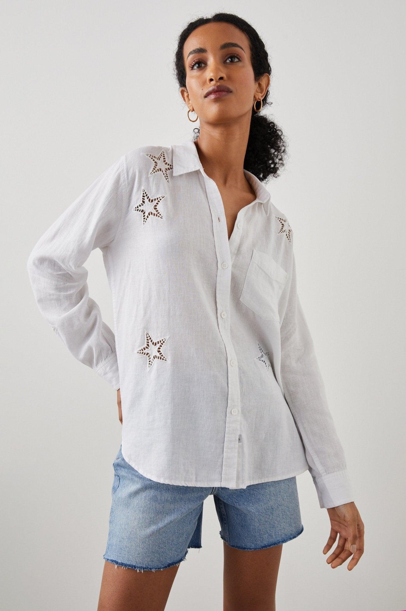 Charli Shirt White Eyelet Stars - No22 Damplassen