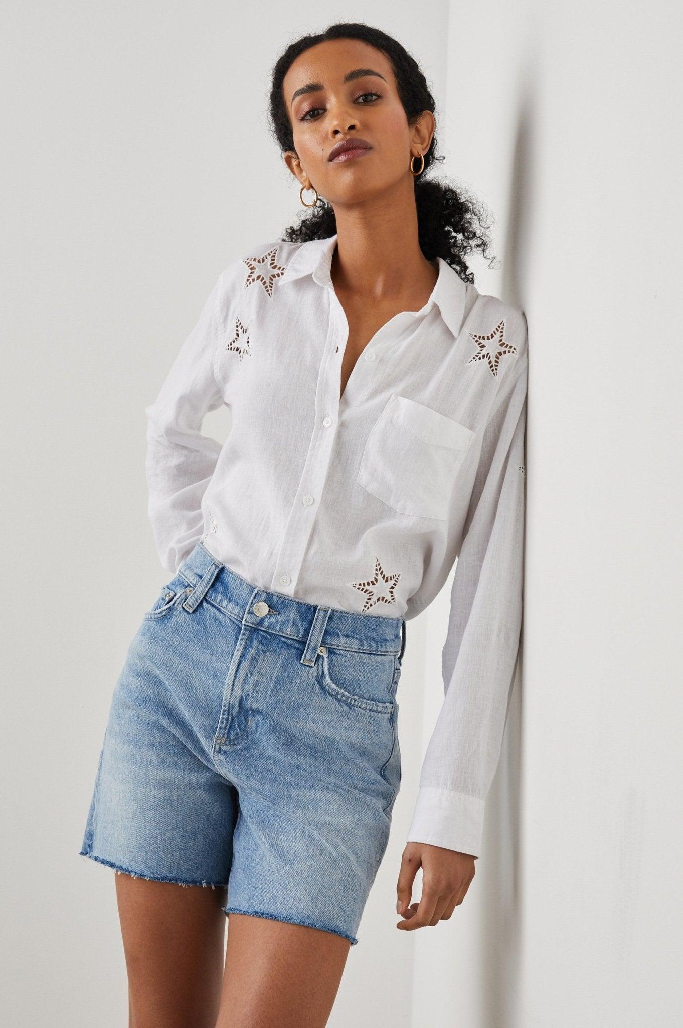Charli Shirt White Eyelet Stars - No22 Damplassen