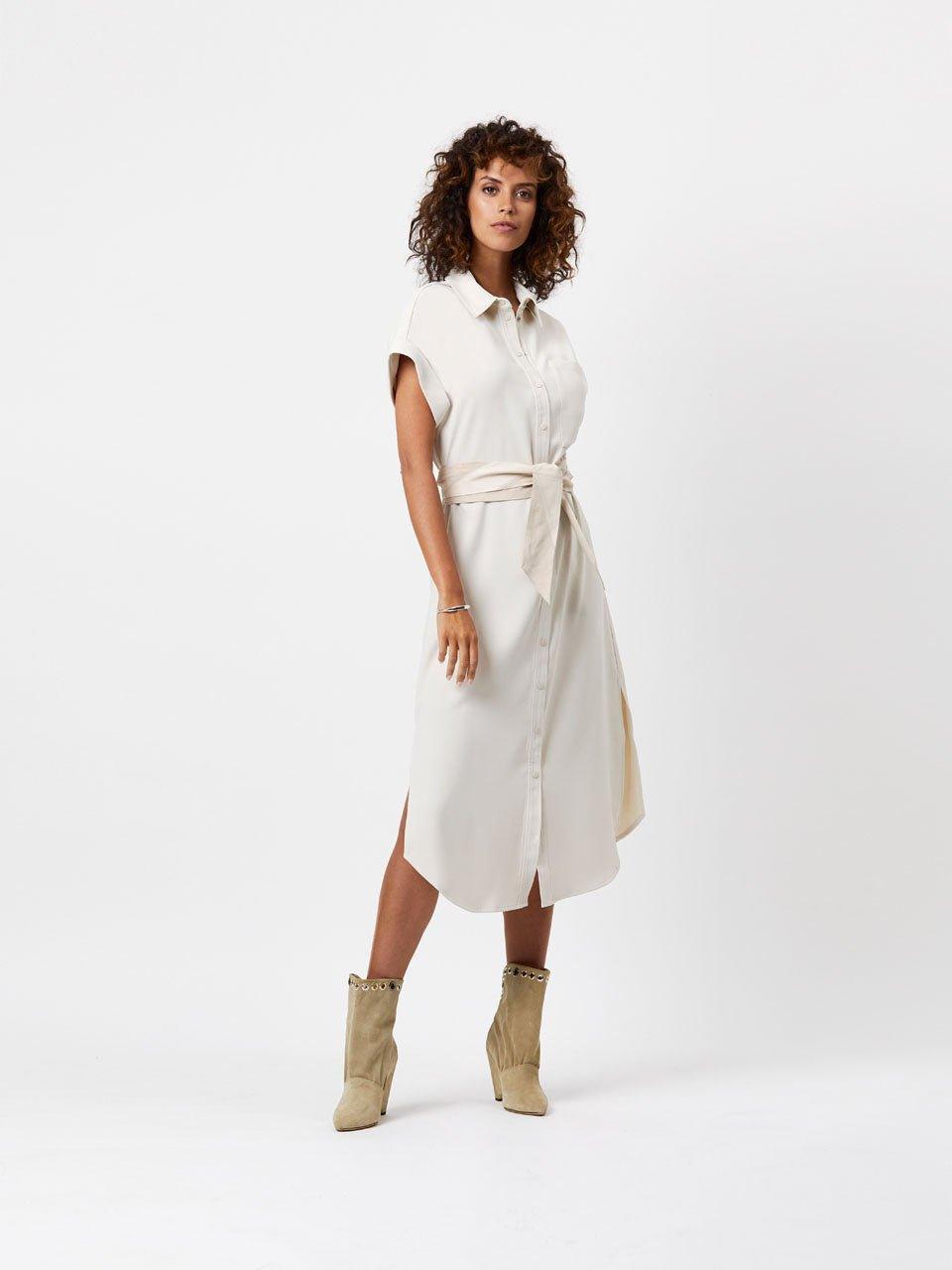 Christy Shirt Dress Chalk - No22 Damplassen