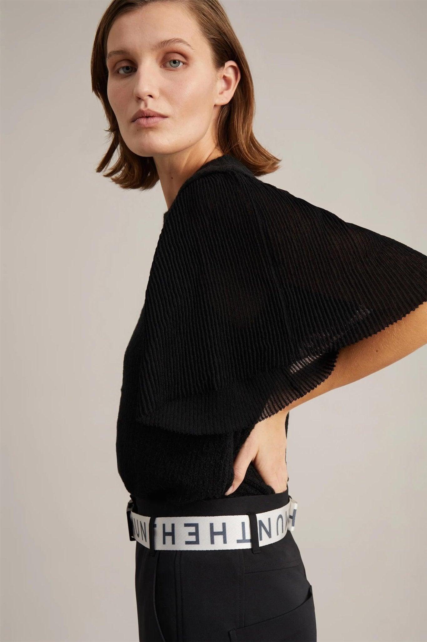 Munthe - Devoted Knit Black - No22 Damplassen