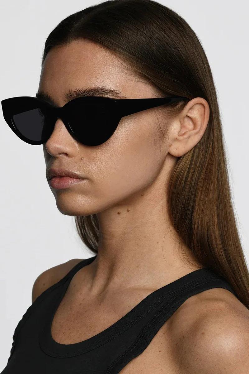 Gaby Black - No22 Damplassen