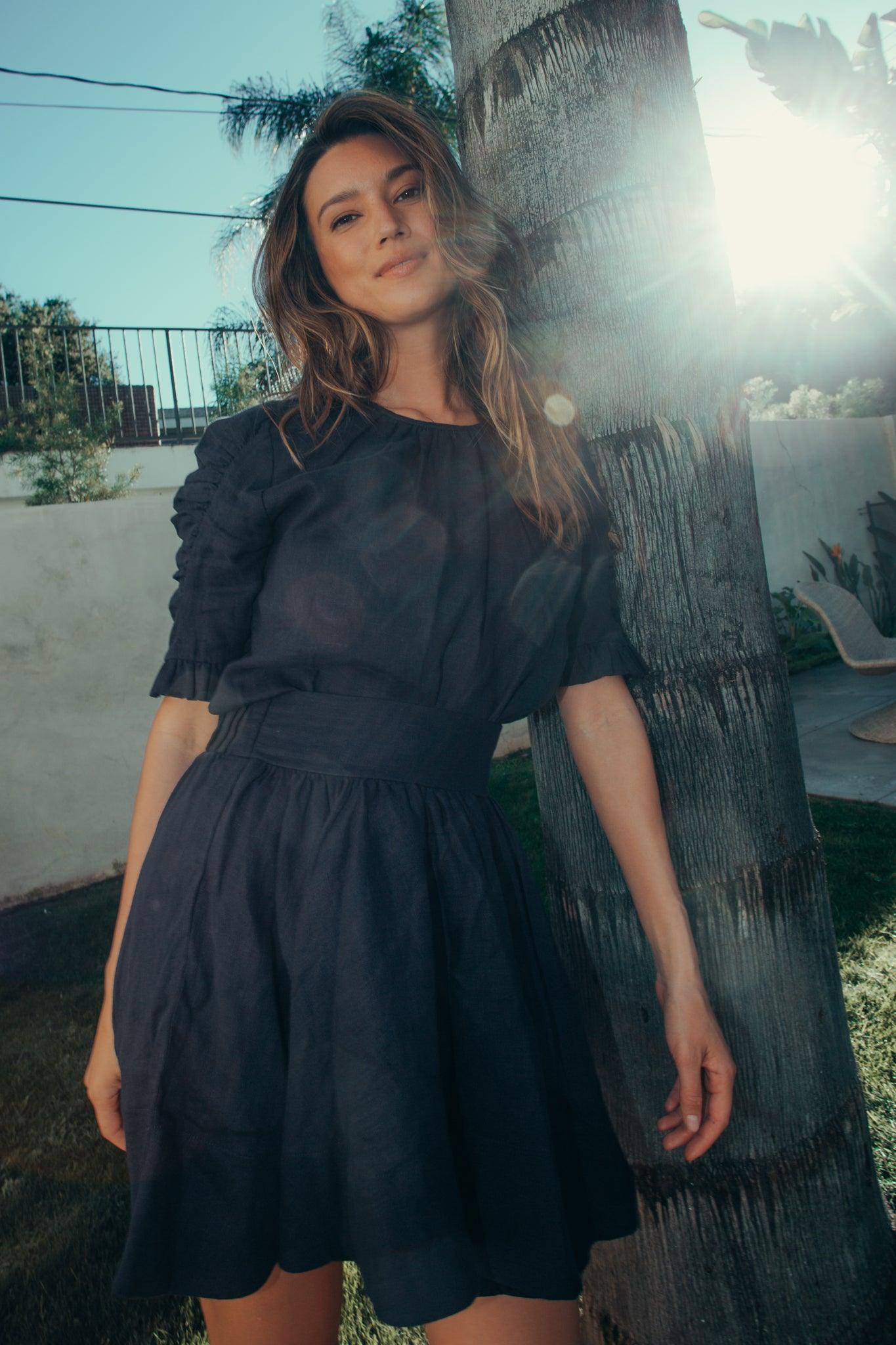 Hanne Linen Top Navy - No22 Damplassen