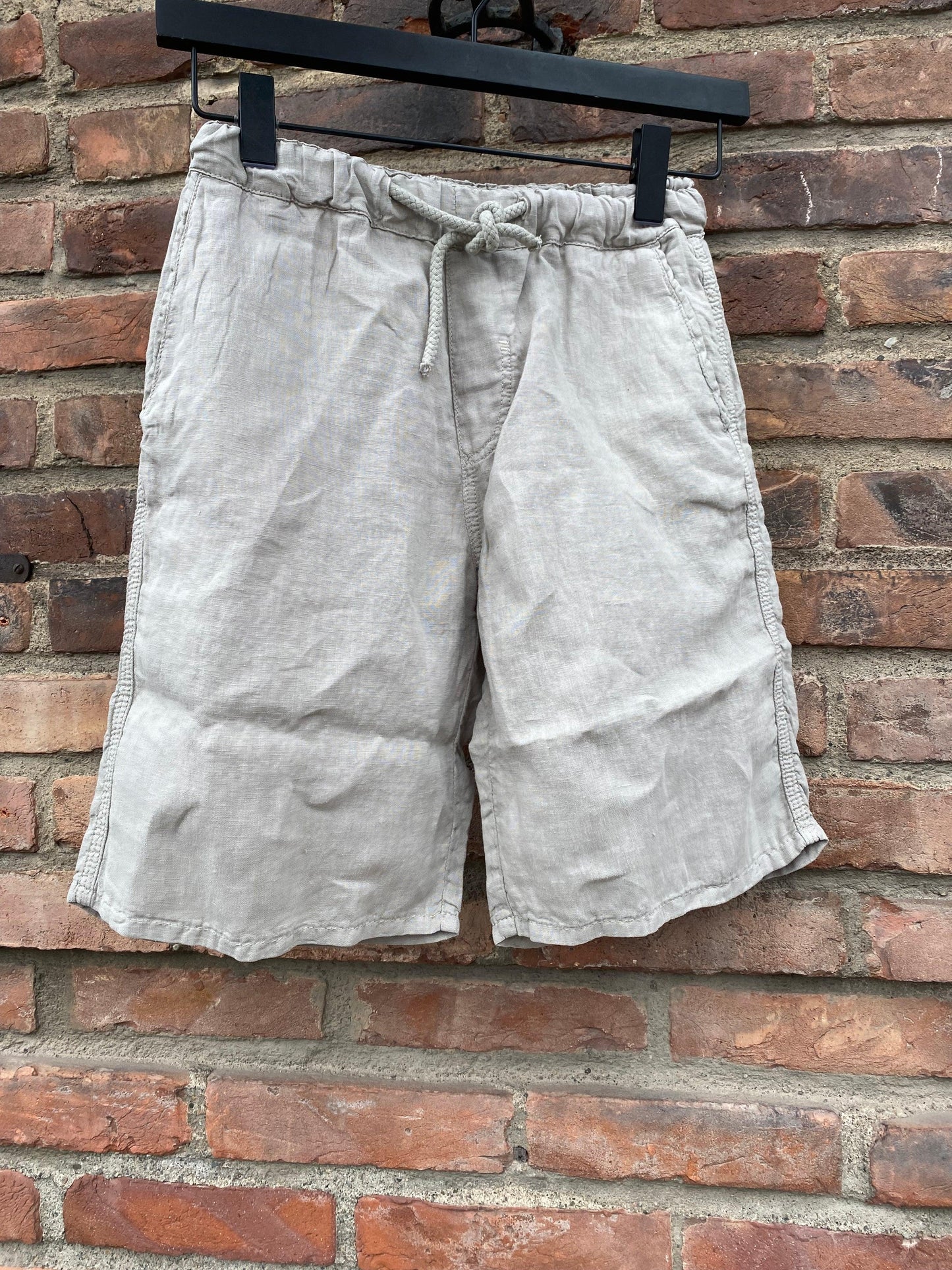 Hugo Slight Linen Abbey Stone - No22 Damplassen