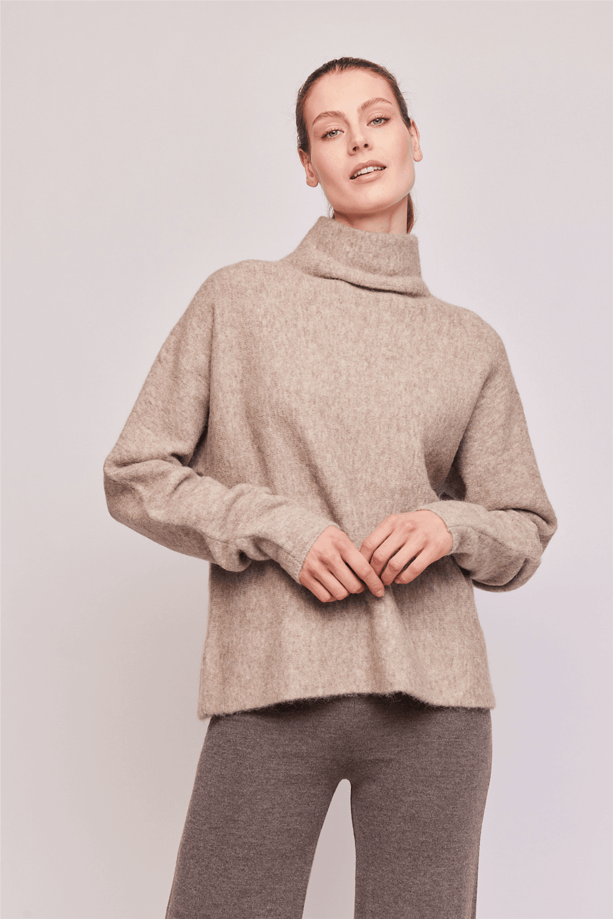 Luca Alpaca Sweater Black - No22 Damplassen