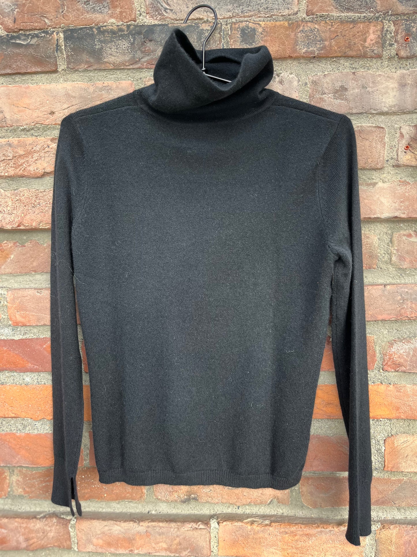 Lucas Jumper Noir - No22 Damplassen