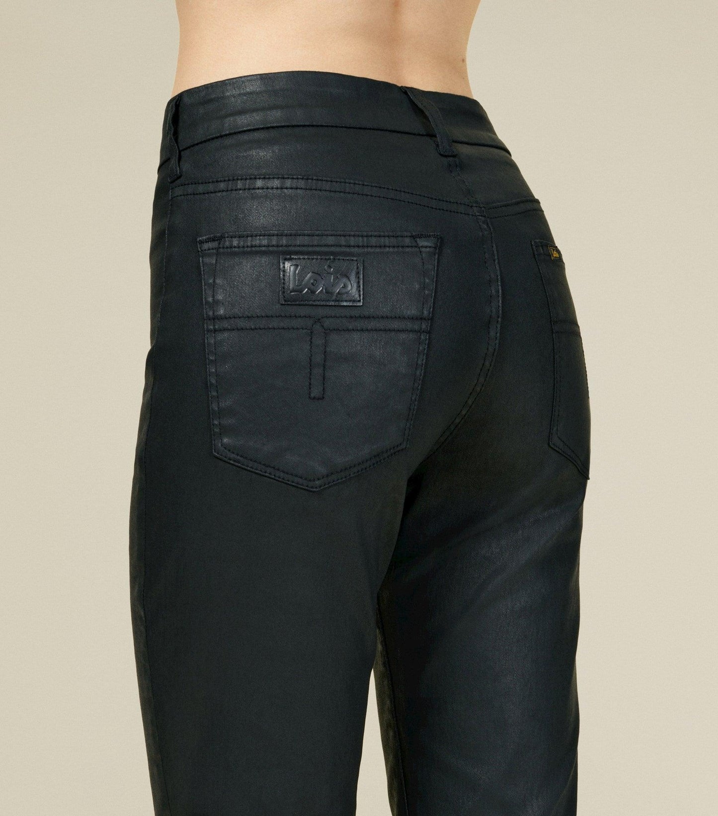 Malena Black Coated Clean Montana - No22 Damplassen
