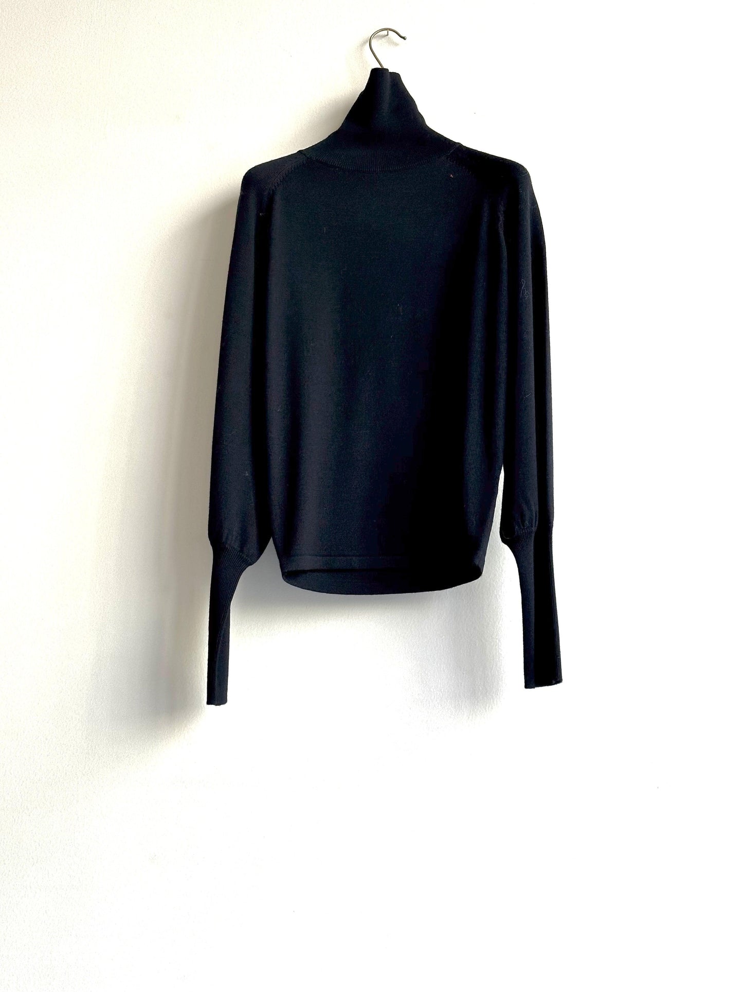 Merino Turtle Neck w/high cuffs Black - No22 Damplassen