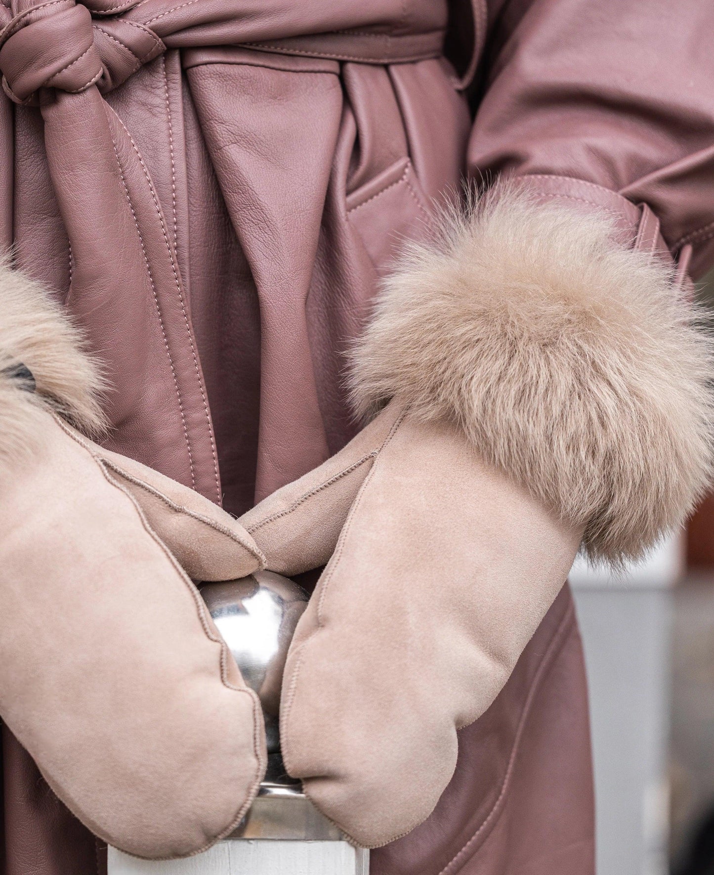 Mila Cuff Simply Taupe - No22 Damplassen