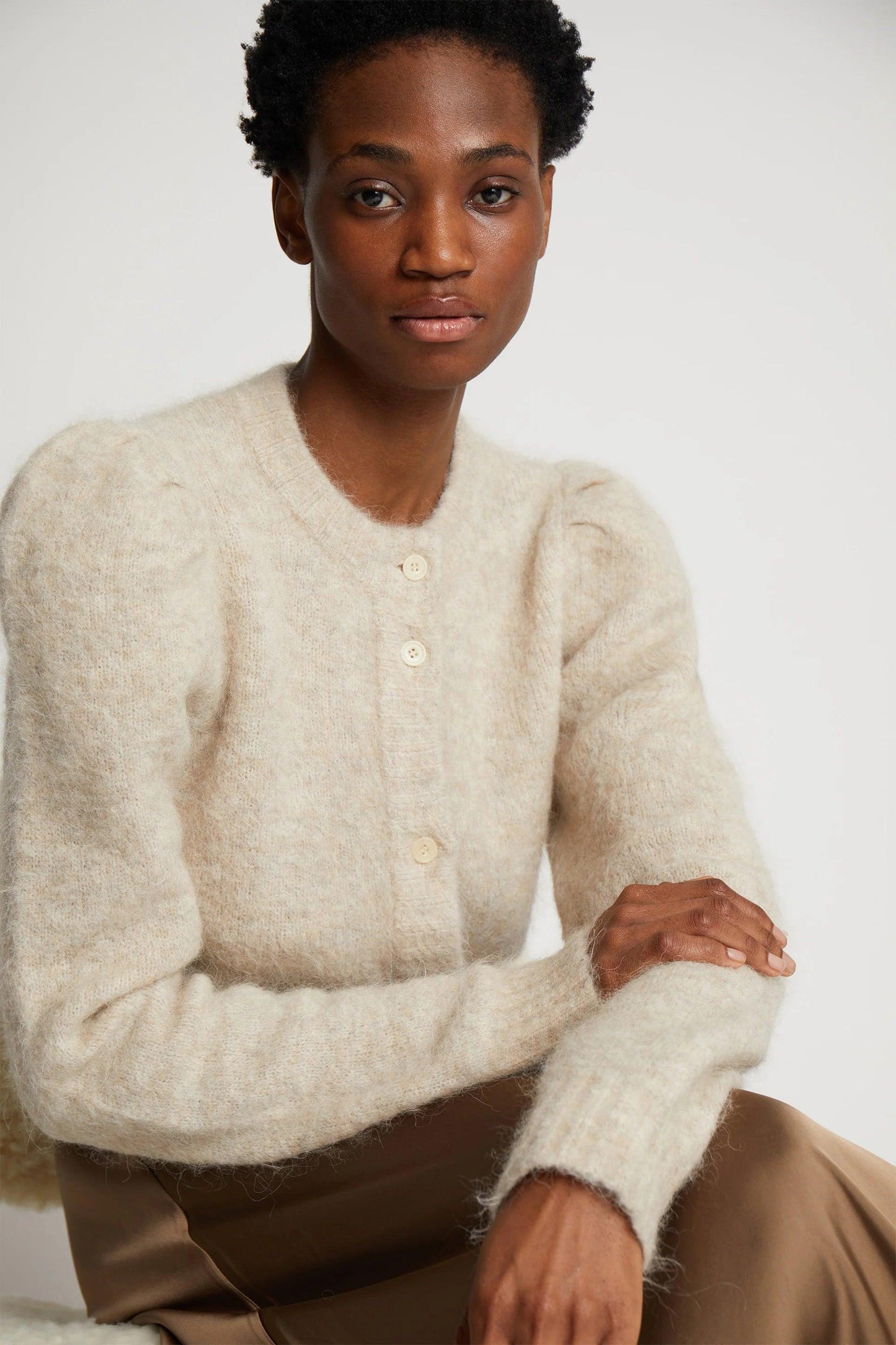 Ovilla Cardigan Creme - No22 Damplassen
