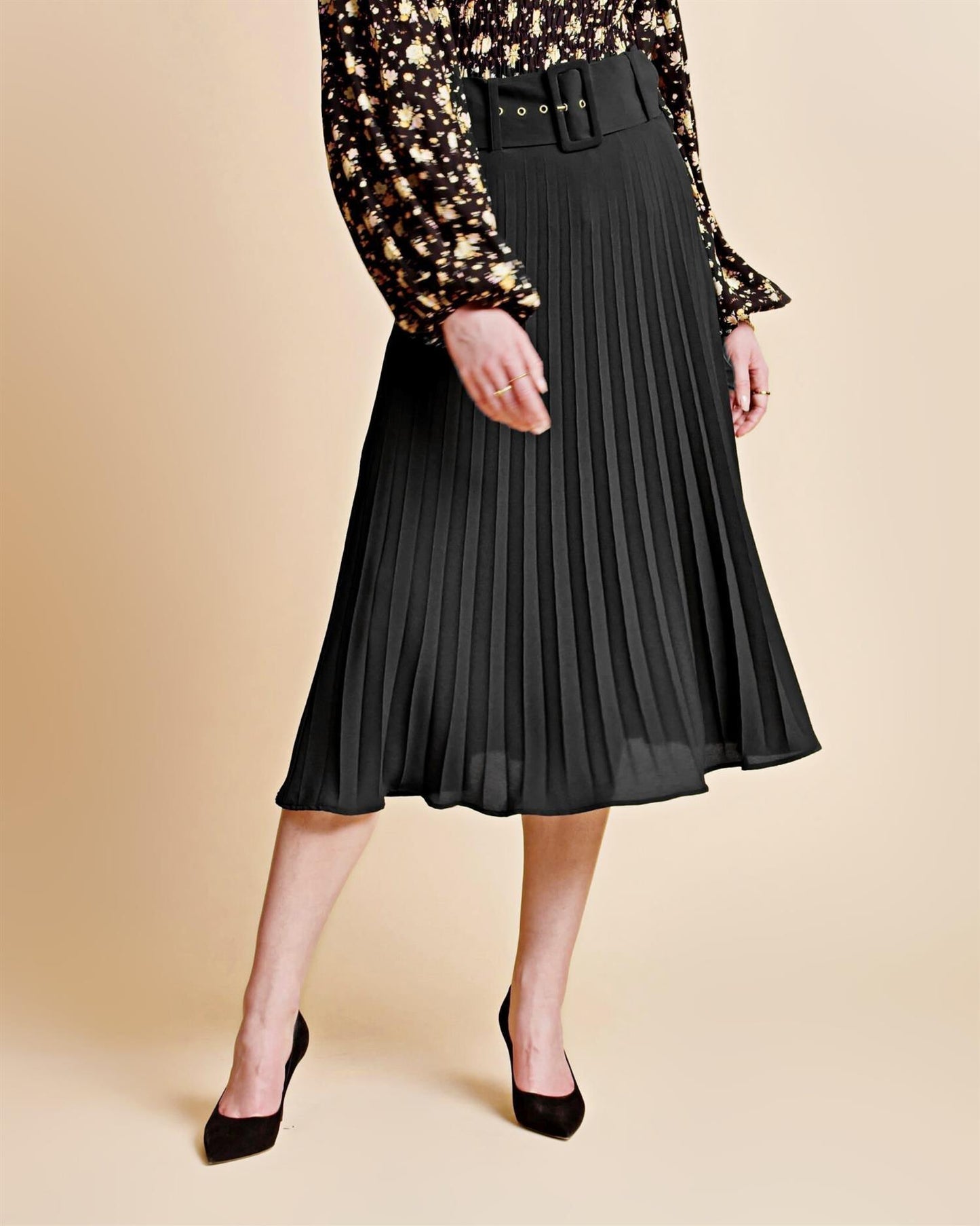 Plissé Midi Skirt Black - No22 Damplassen