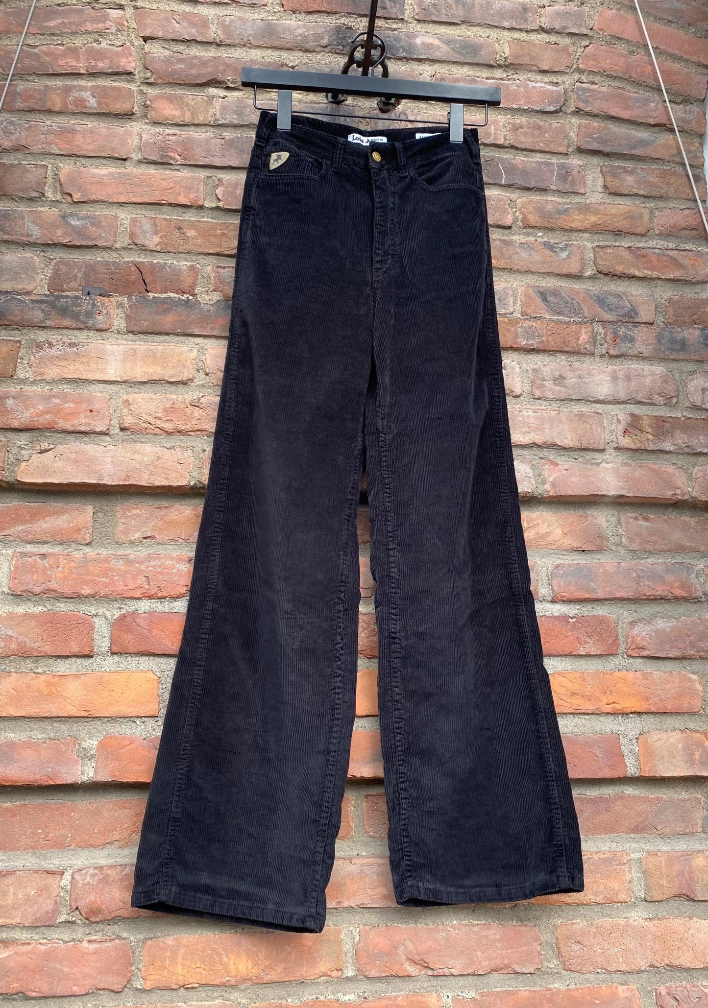 Rachel Bronco Cord Black - No22 Damplassen