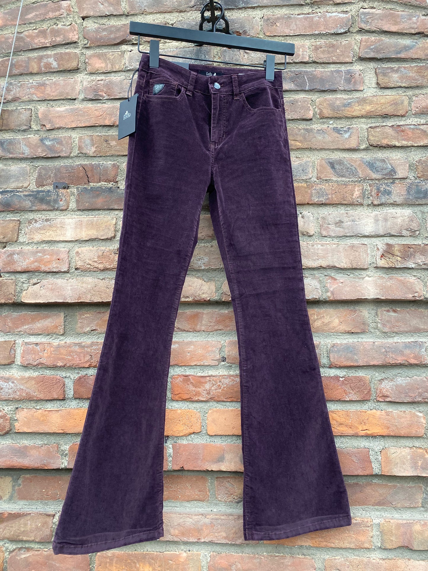 Raval Velvet Chinon Winter Andorra - No22 Damplassen