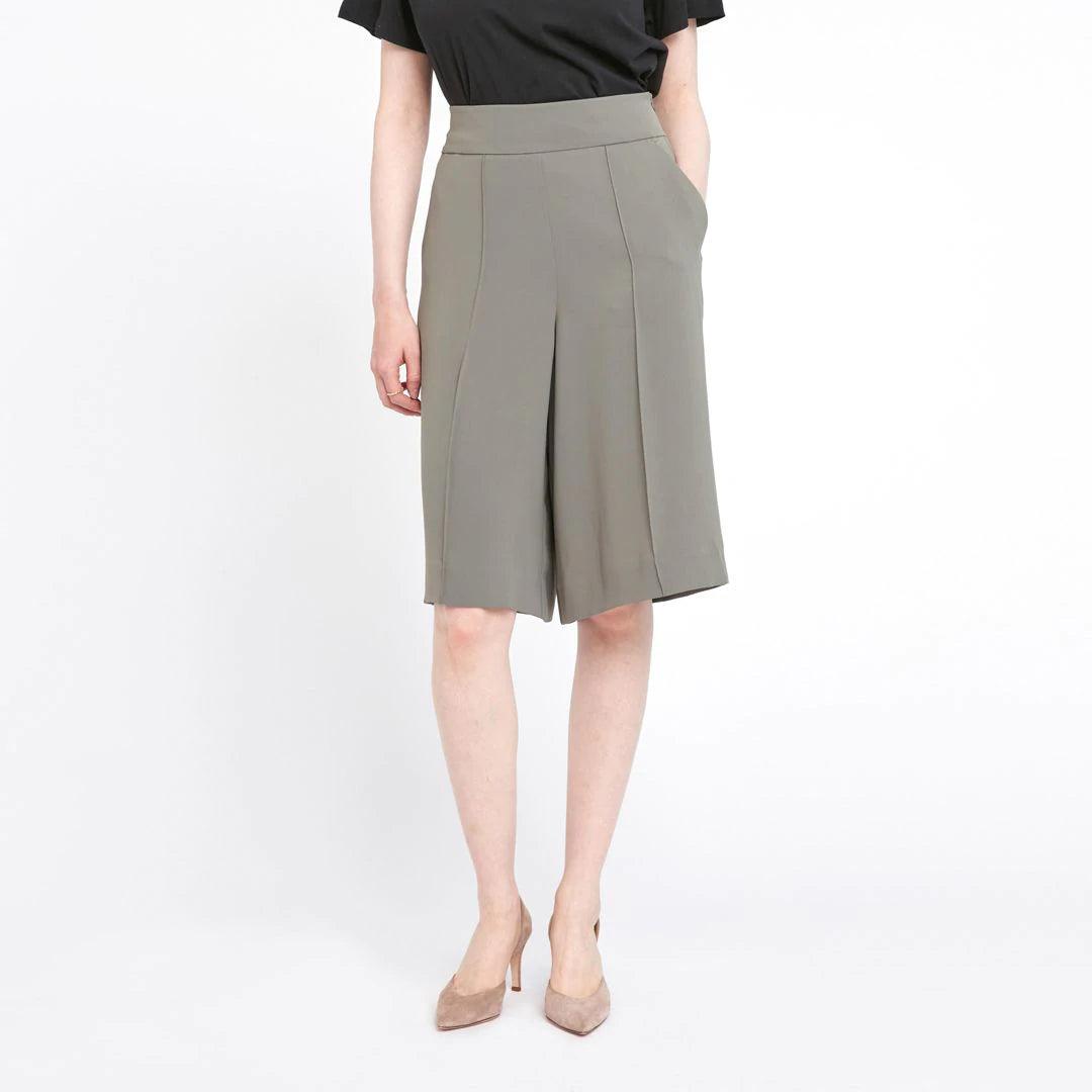 Rose Shorts Smokey Olive - No22 Damplassen