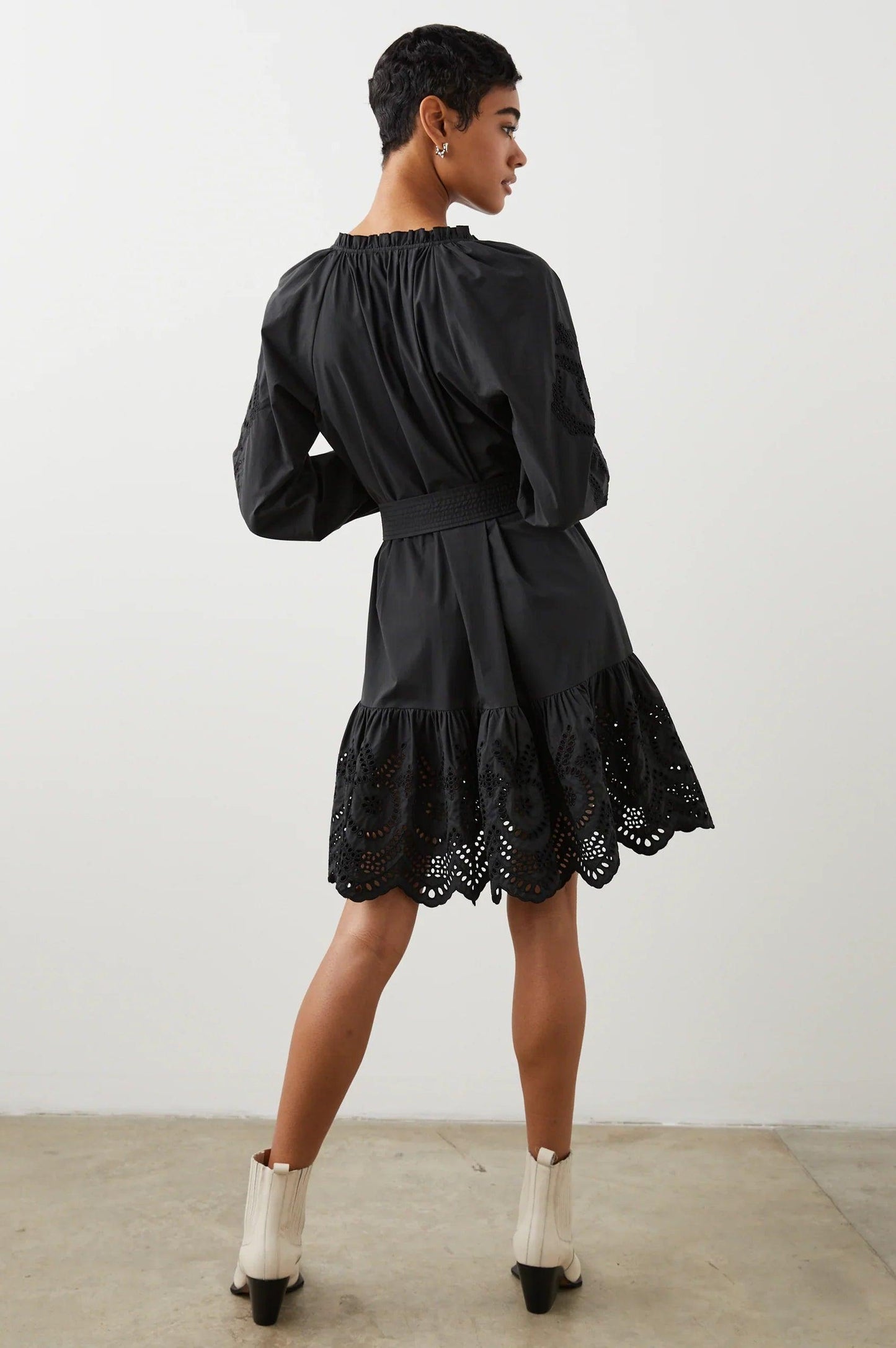 Saylor Dress Black Eyelet - No22 Damplassen