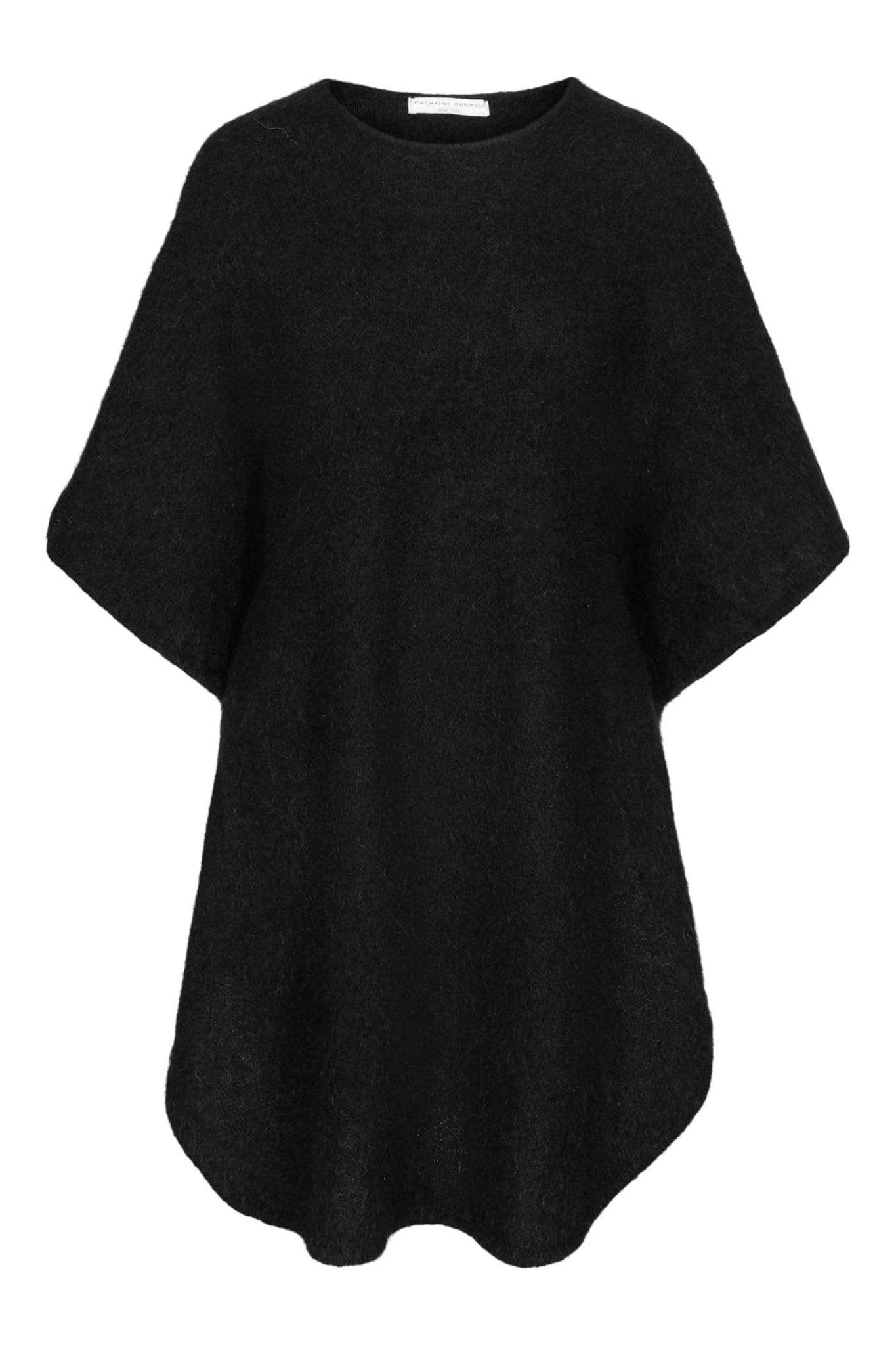 Cathrine Hammel - Soft Long Curvy Poncho Black - No22 Damplassen