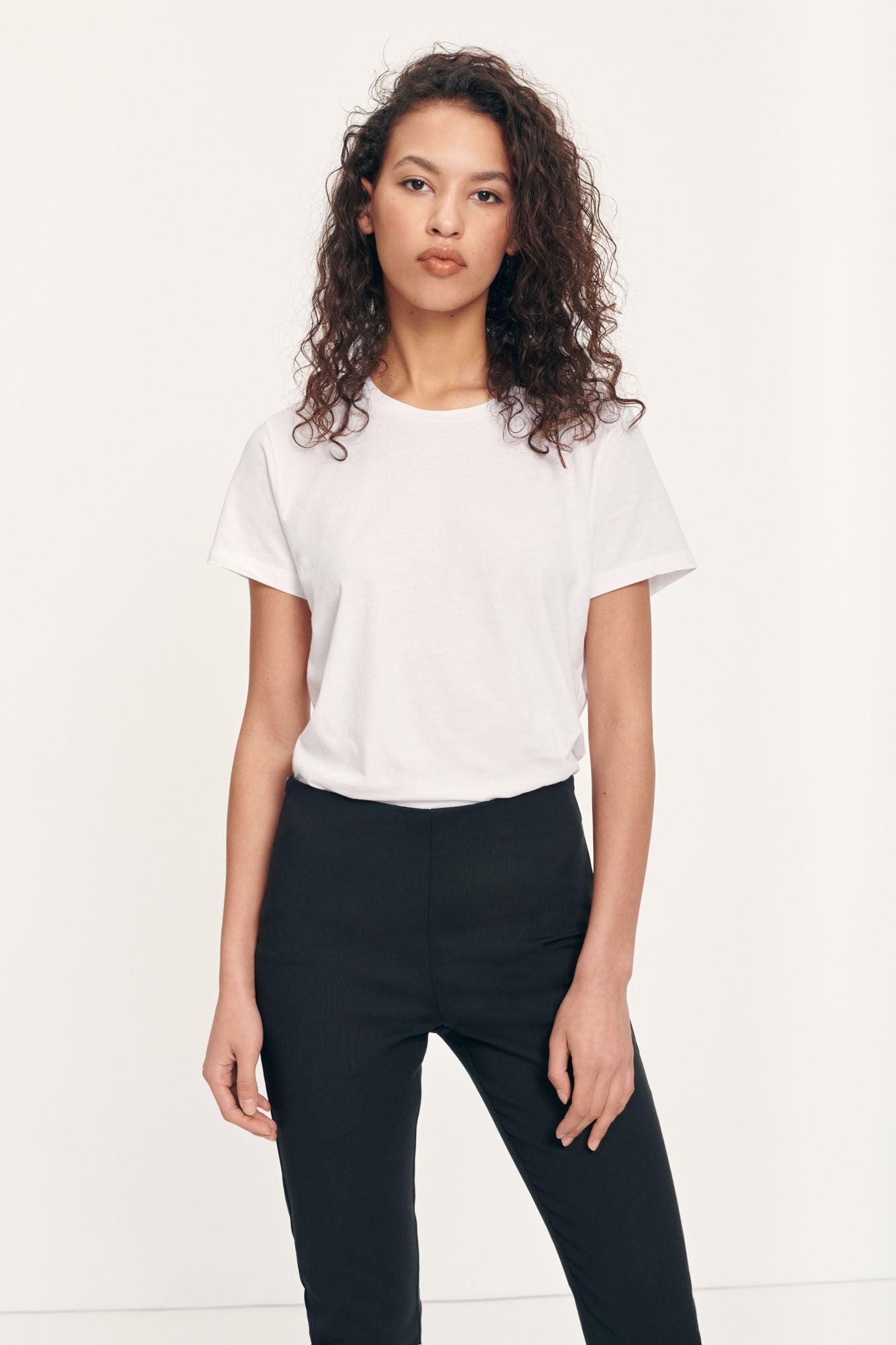 Solly Tee Solid White - No22 Damplassen