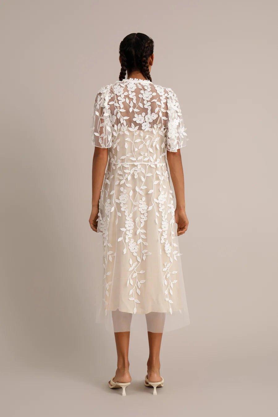 Urilanca Dress White - No22 Damplassen