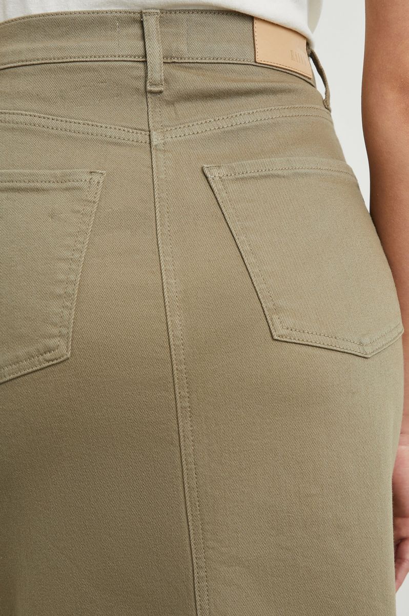 The Highland Skirt Cargo Washed Olive