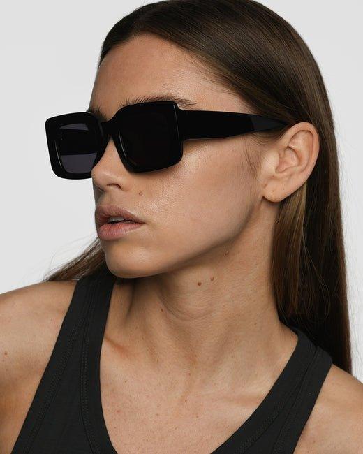 West Black - No22 Damplassen