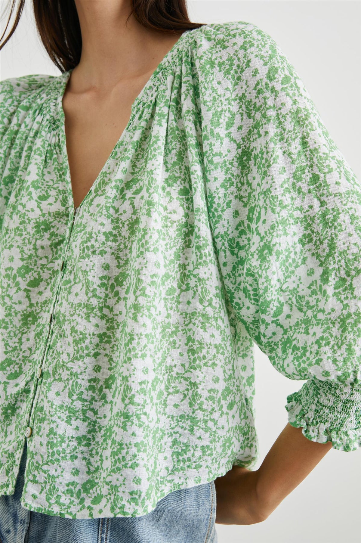 Mariah Shirt Green Texture Floral - No22 Damplassen