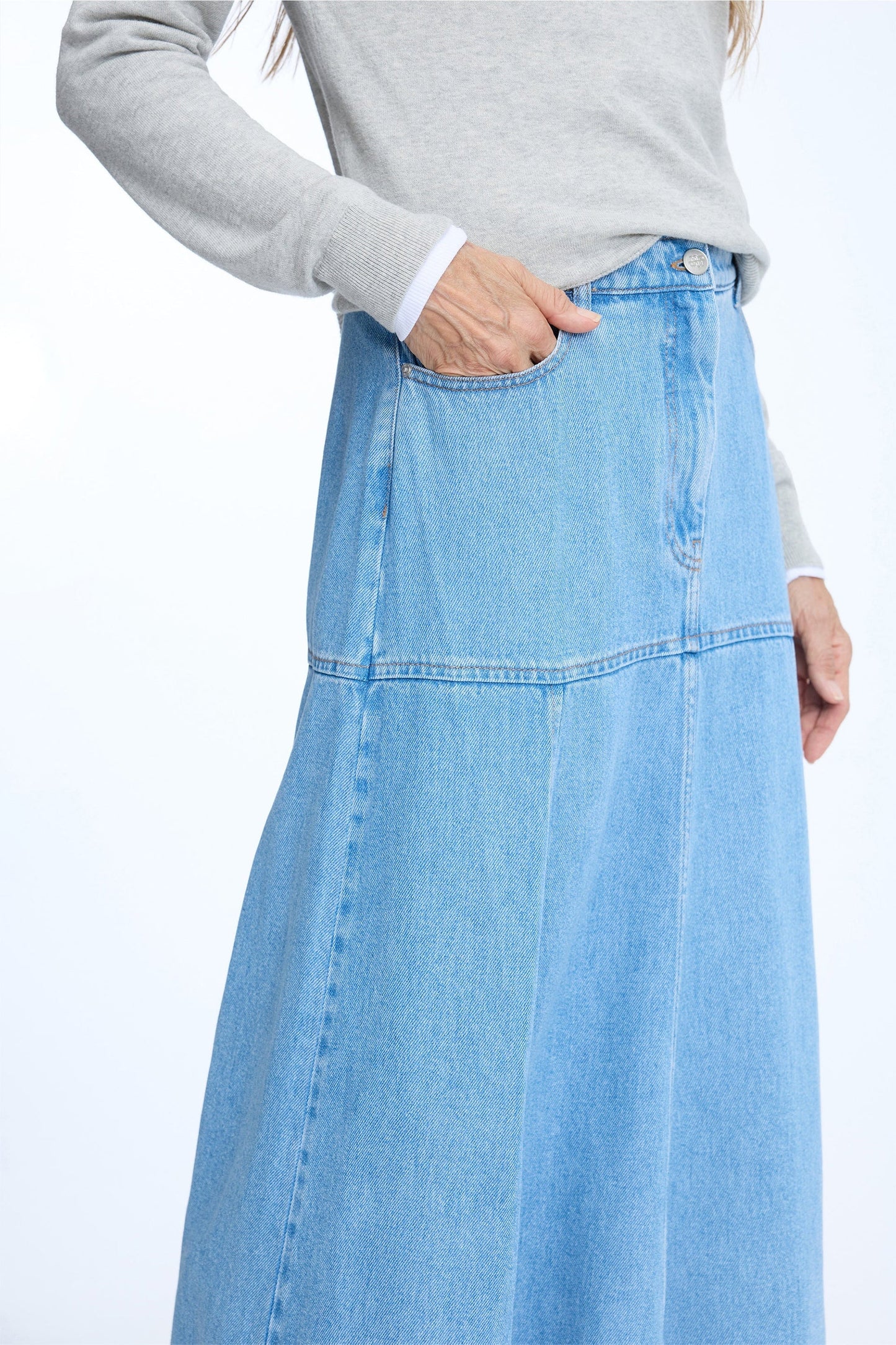 Tuxya Skirt Light Blue