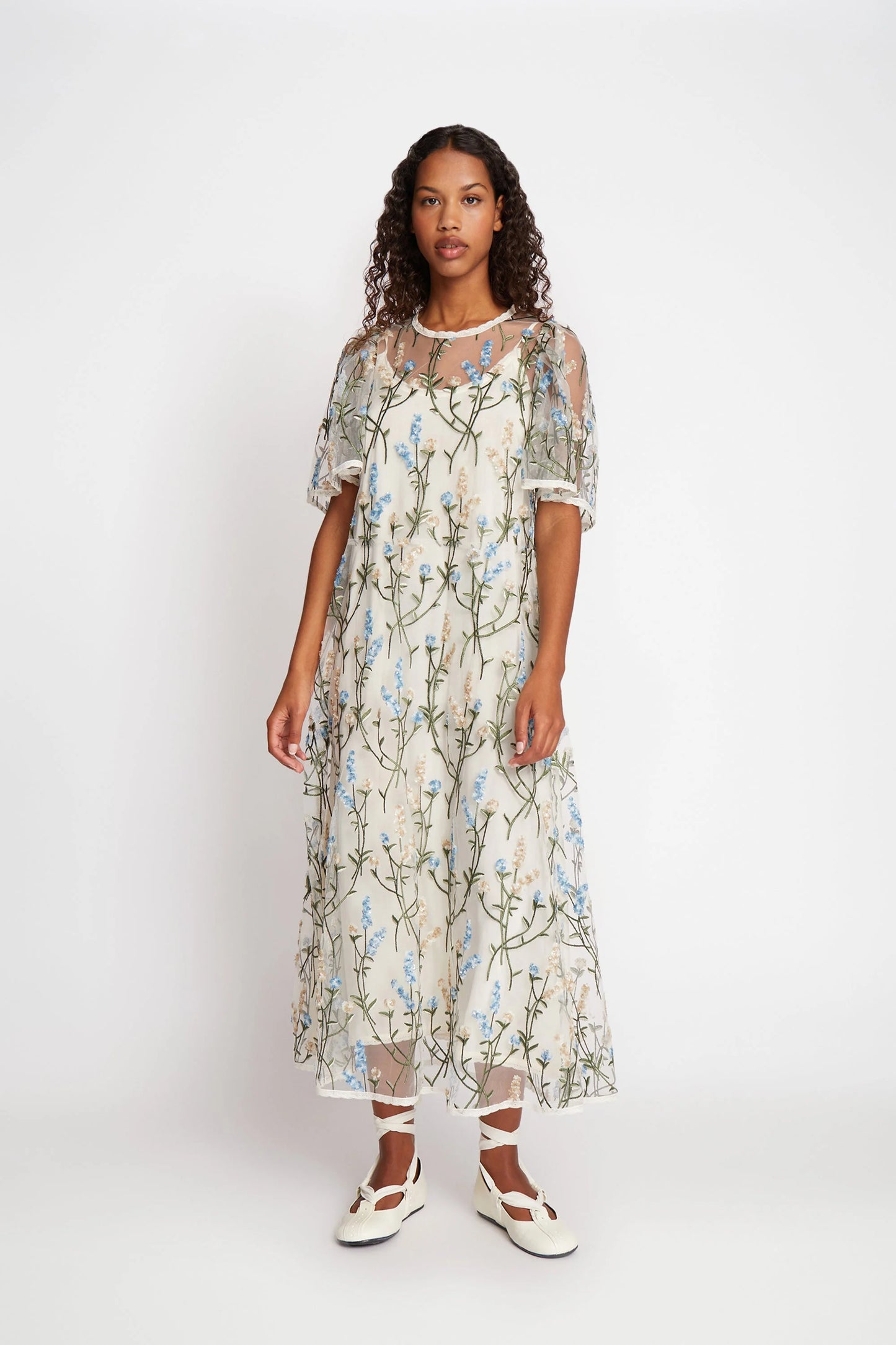 Urilanca Dress White