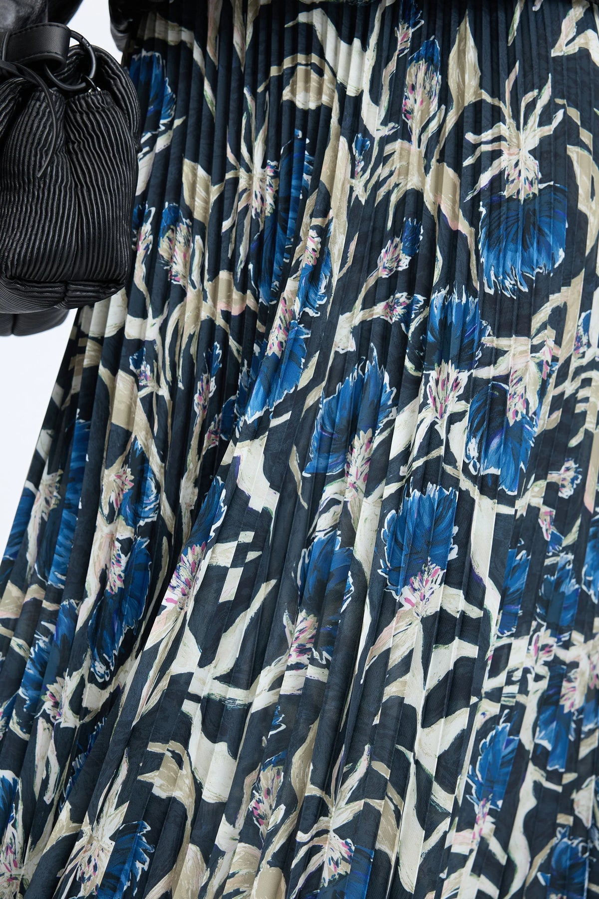 Taulla Skirt Print Black