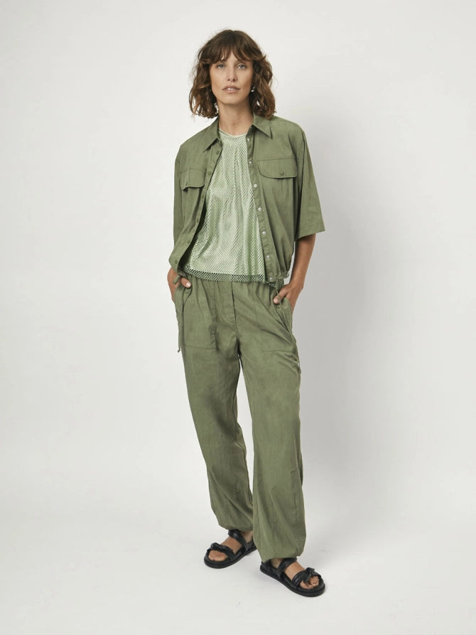 Mikoy Crop Parachute Shirt Thyme Green