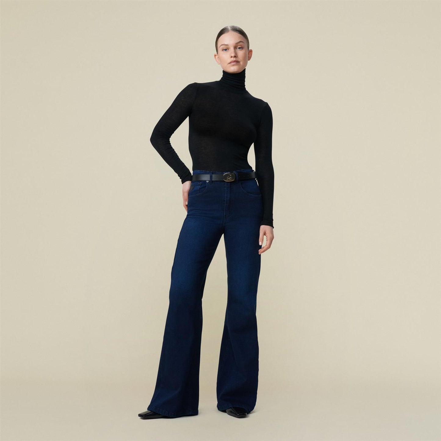 Palas Brushed Blue Black