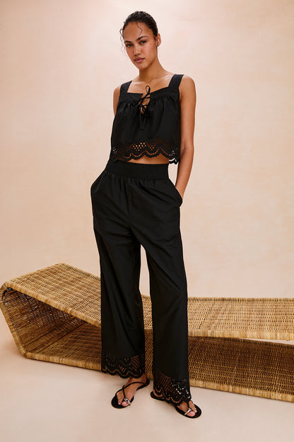 Blythe Top Black