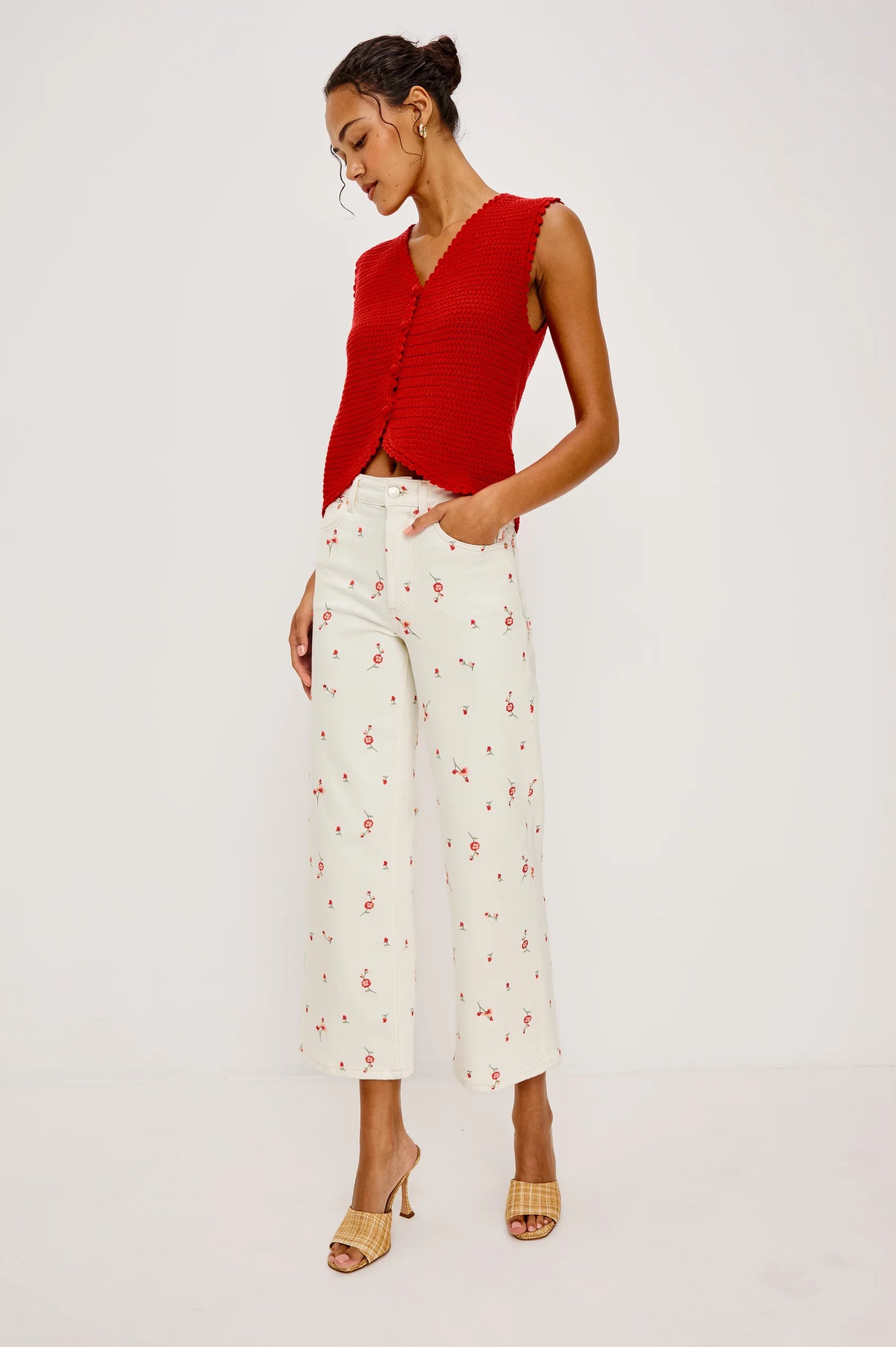 Calypso Vest Scarlet