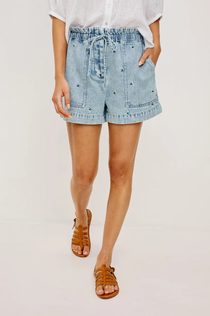 Foster Shorts Ivory Carnations