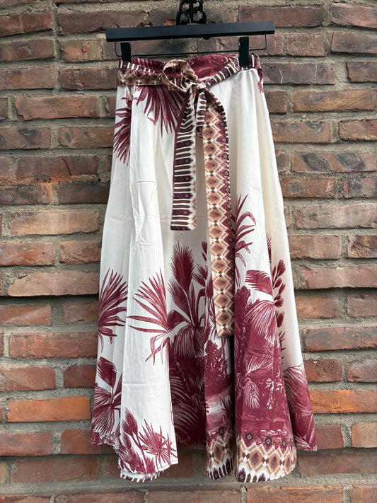 Skirt Palm Bordeaux