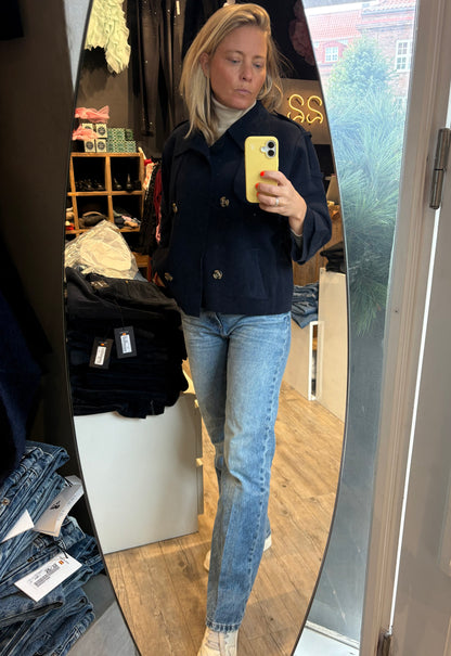 Talita Trench Court Marine