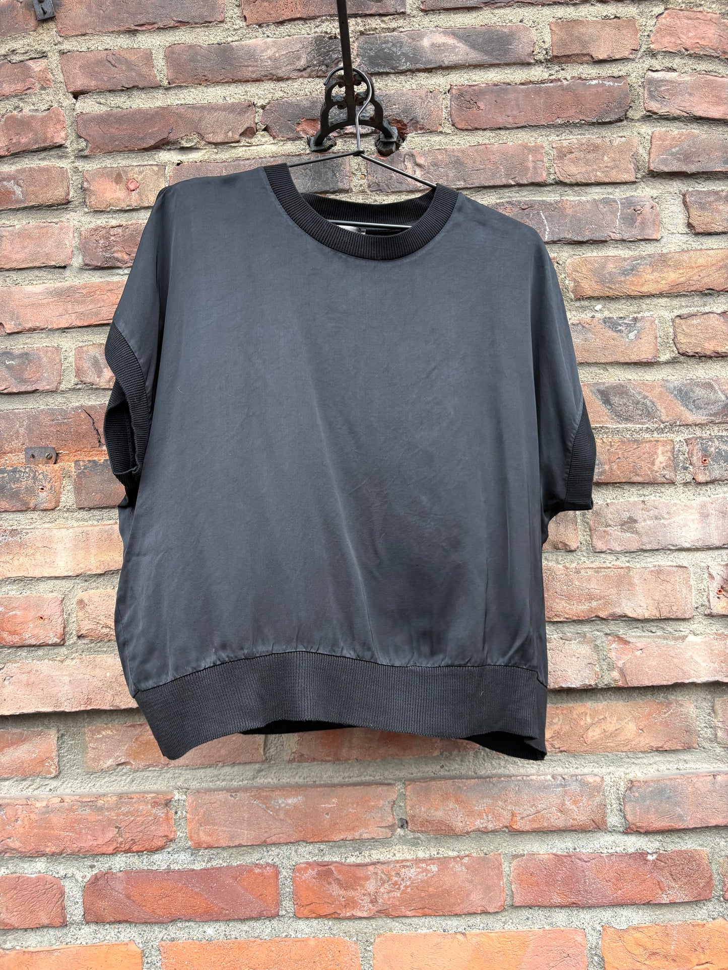 Ribbekant T-shirt Black