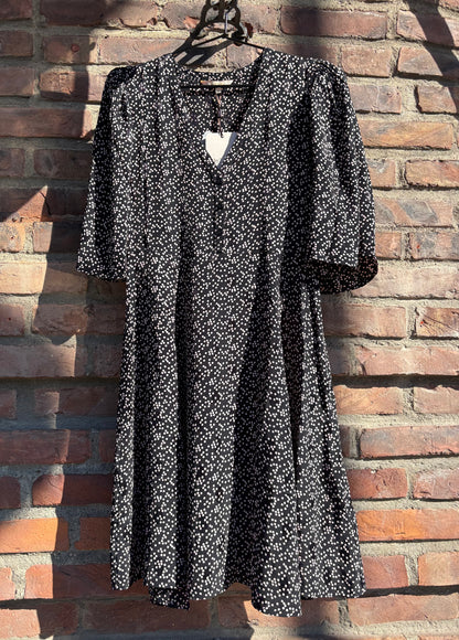 Spring V-Neck Dress Black Dots