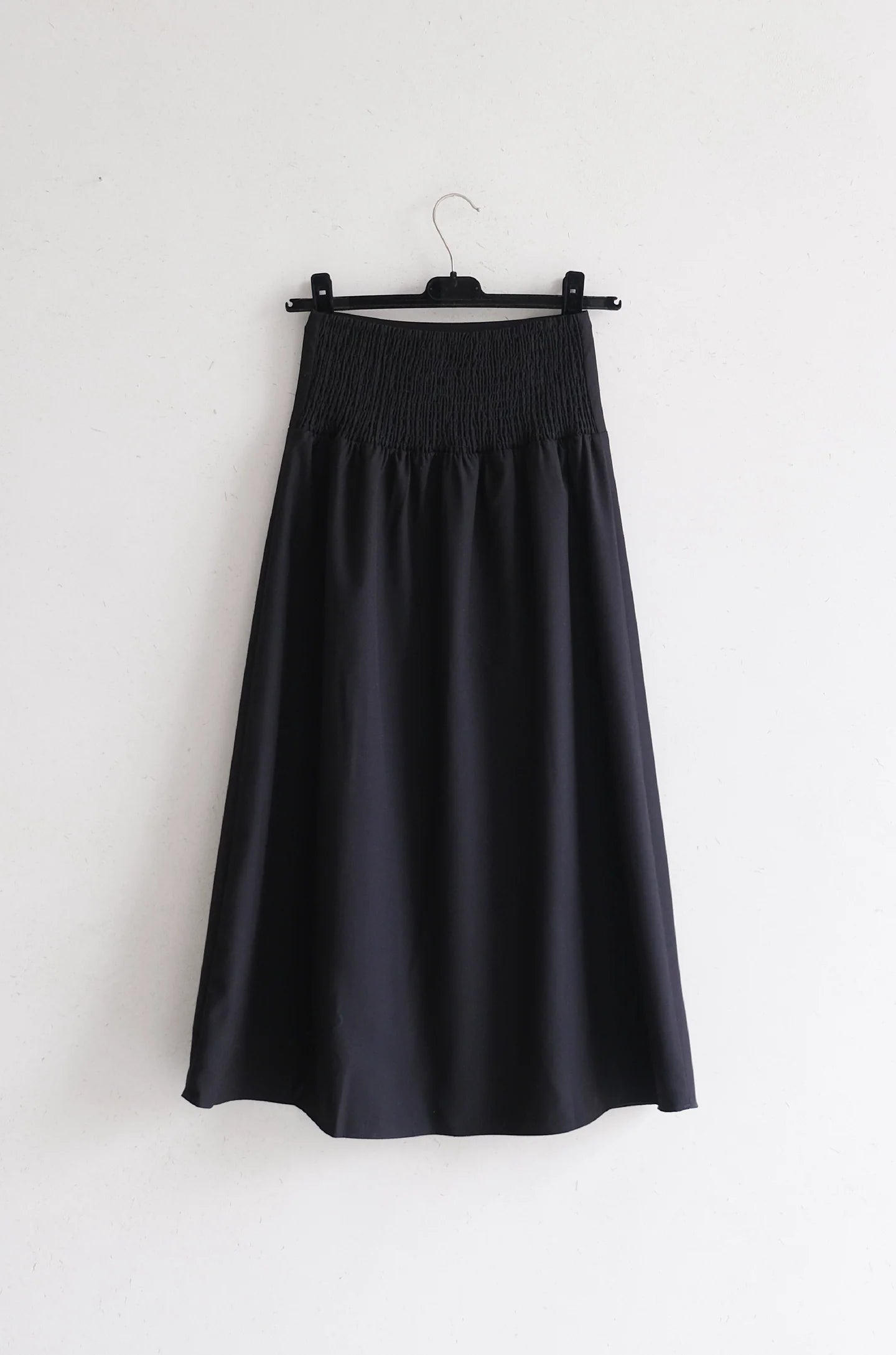 Light Wool Skirt Black